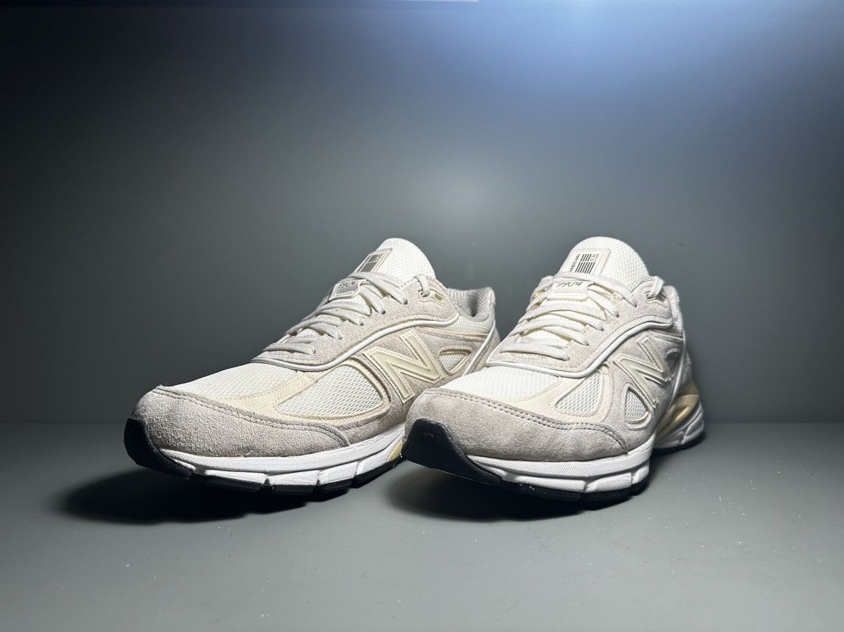 New Balance × Stussy New balance 990v4 MiUSA Made in USA Stussy Cream 44.5 Size US 10.5 / EU 43-44 - 2 Thumbnail