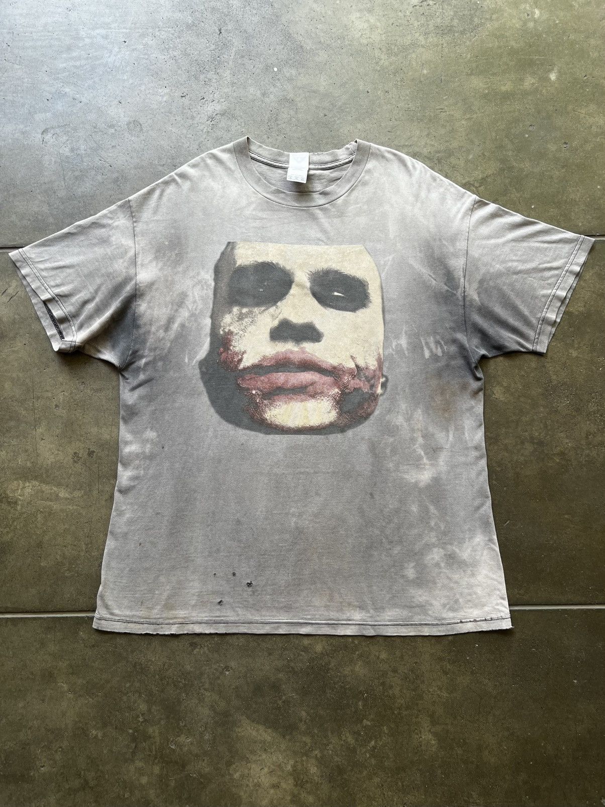Vintage VTG 2008 The Dark Knight Joker Heath Ledger Movie Tee Shirt Size US XL / EU 56 / 4 - 1 Thumbnail