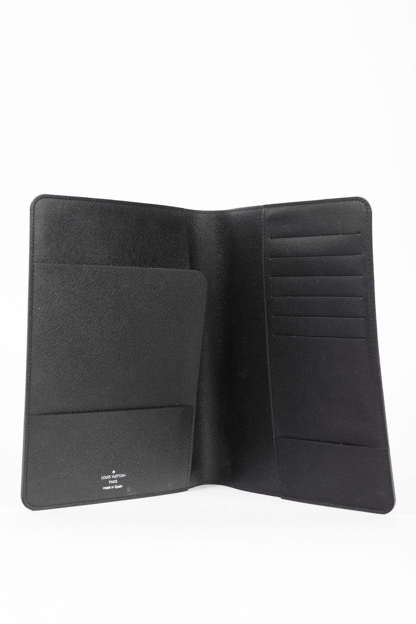 Louis Vuitton Louis Vuitton Damier Graphite Canvas Desk Agenda Cover Size ONE SIZE - 4 Thumbnail