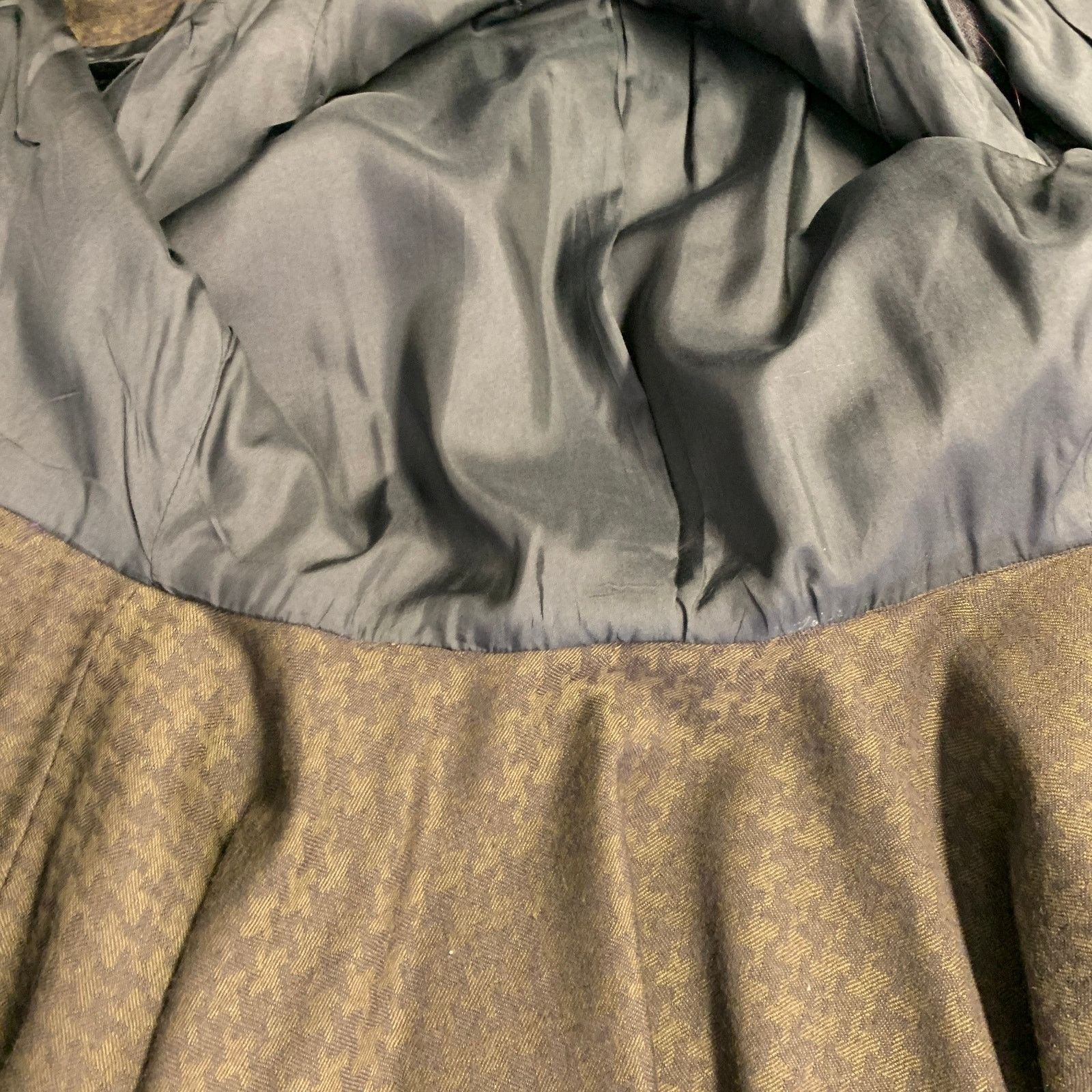 Other OKW Green Wool Button Down Houndstooth Mini Skirt Suit Size 24" / US 00 / IT 34 - 10 Thumbnail