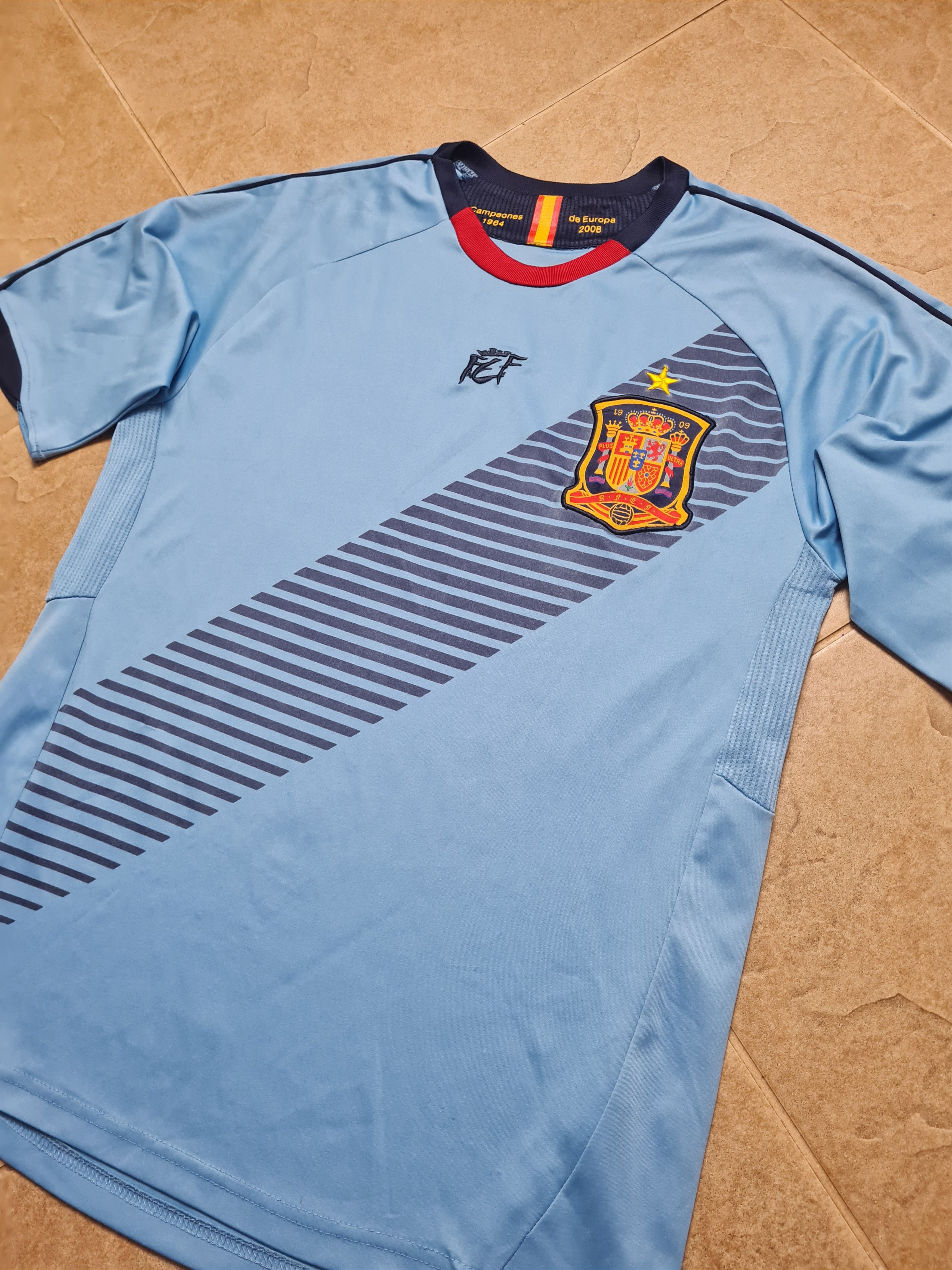 Other Rare Jersey 2008 Spain Espana Soccer Reversible Shirt Sz M-L Size US M / EU 48-50 / 2 - 11 Thumbnail