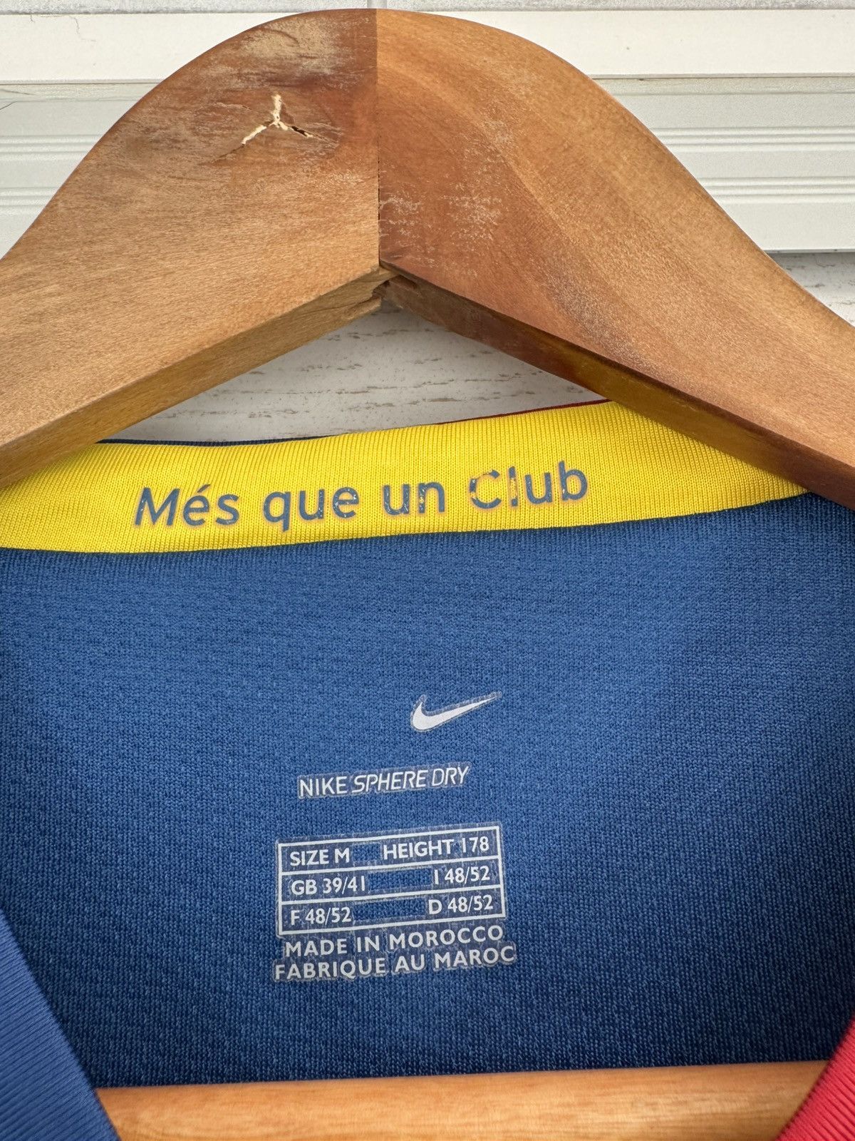 Nike Vintage Barcelona 2006-2007 Home Soccer Jersey Football Kit Size US M / EU 48-50 / 2 - 13 Thumbnail
