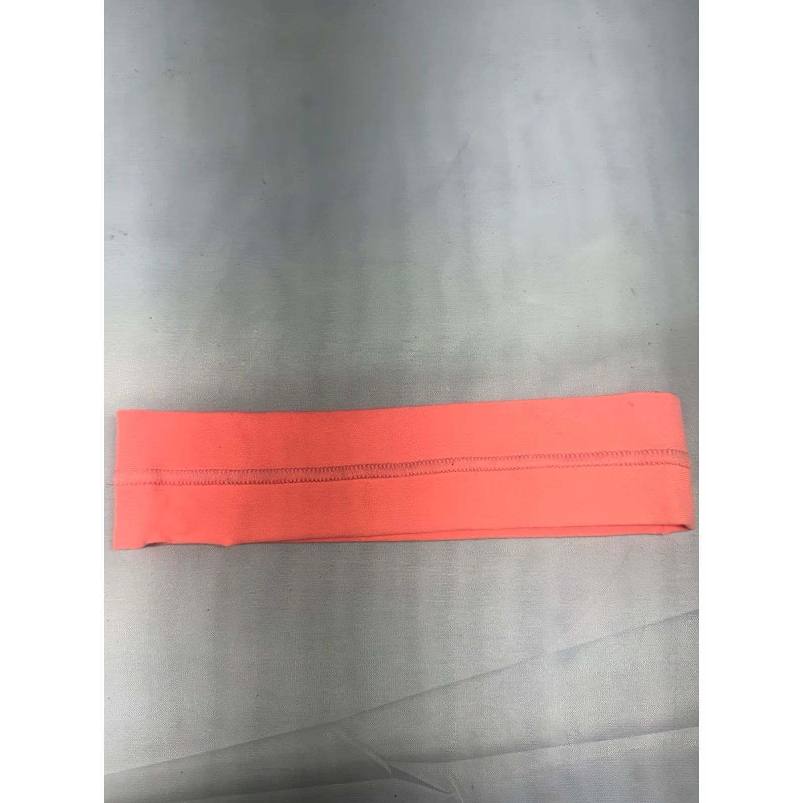 Lululemon Lululemon Fly Away Tamer Headband Pink One Size Womens Running Workout Activewear Nylon Solid EXCELLENT Pre-owned Size ONE SIZE - 2 Thumbnail
