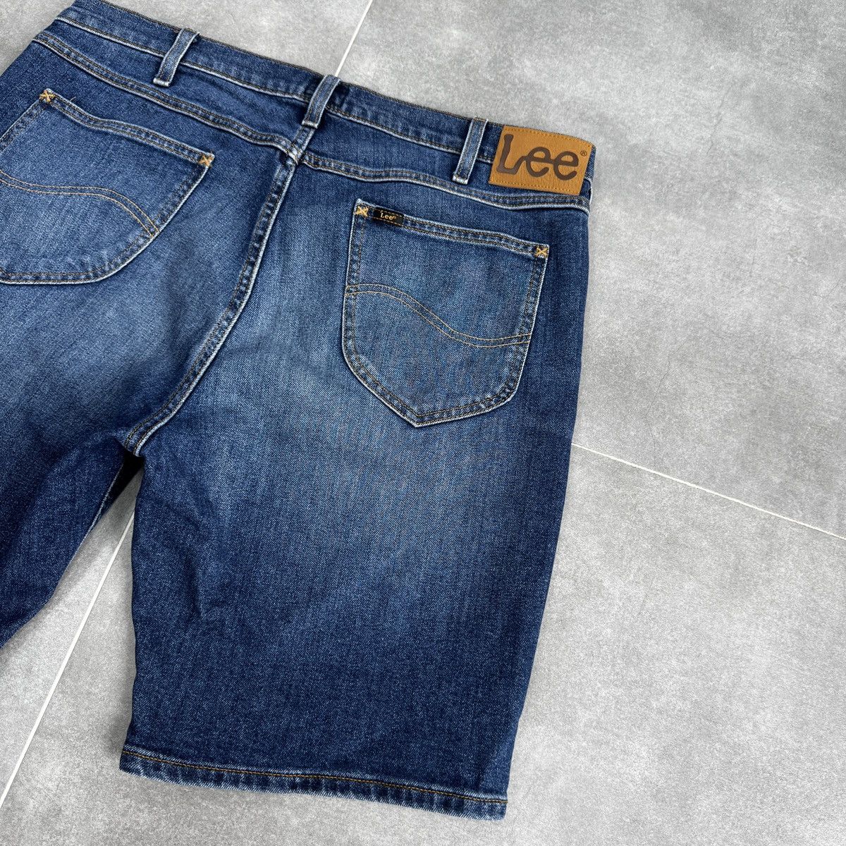 Lee Lee Rider Denim Jean Men Shorts Size W36 Size US 36 / EU 52 - 16 Thumbnail