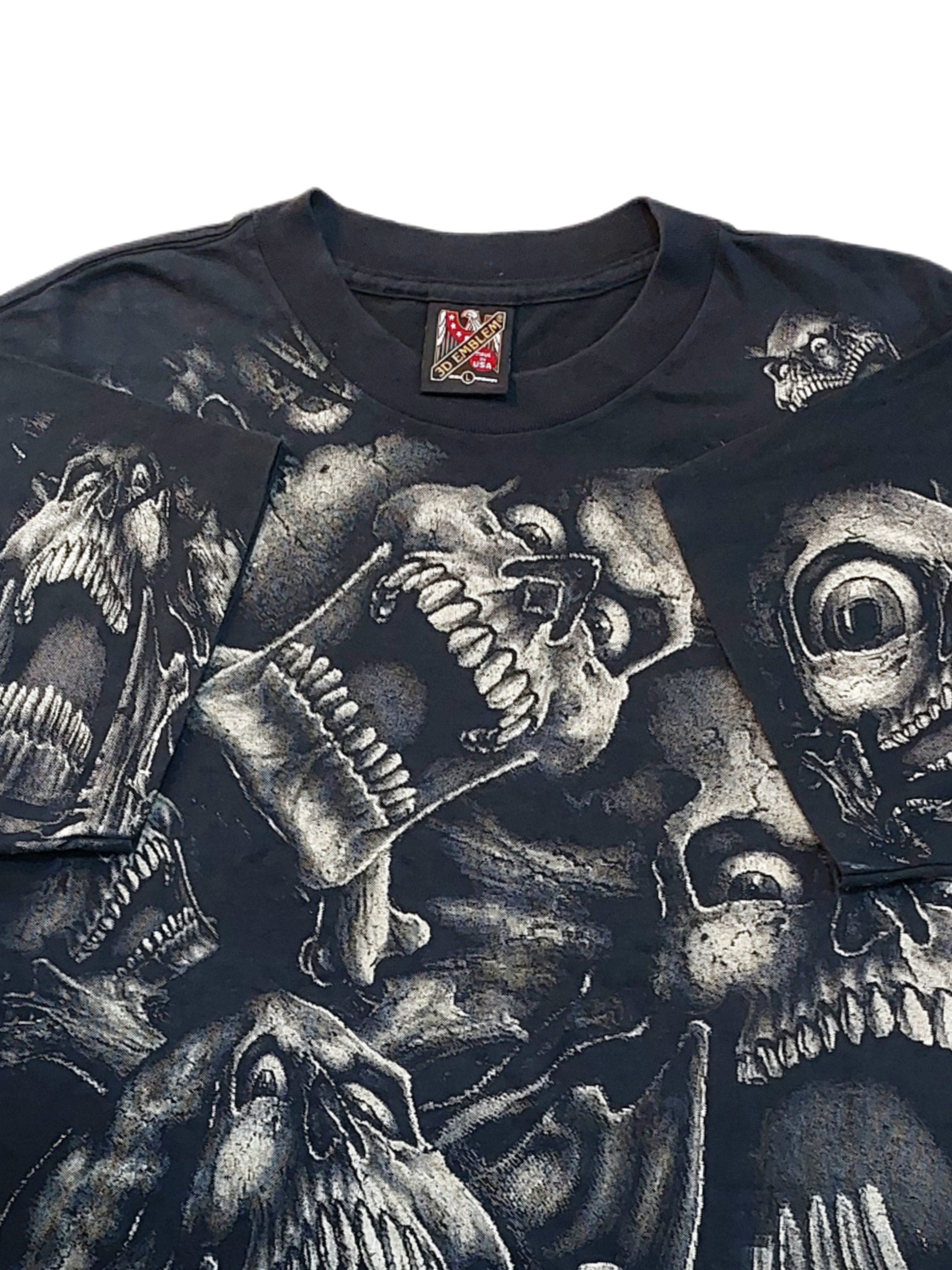 Vintage Vintage 3D Emblem Skull all overprint Size US L / EU 52-54 / 3 - 4 Thumbnail