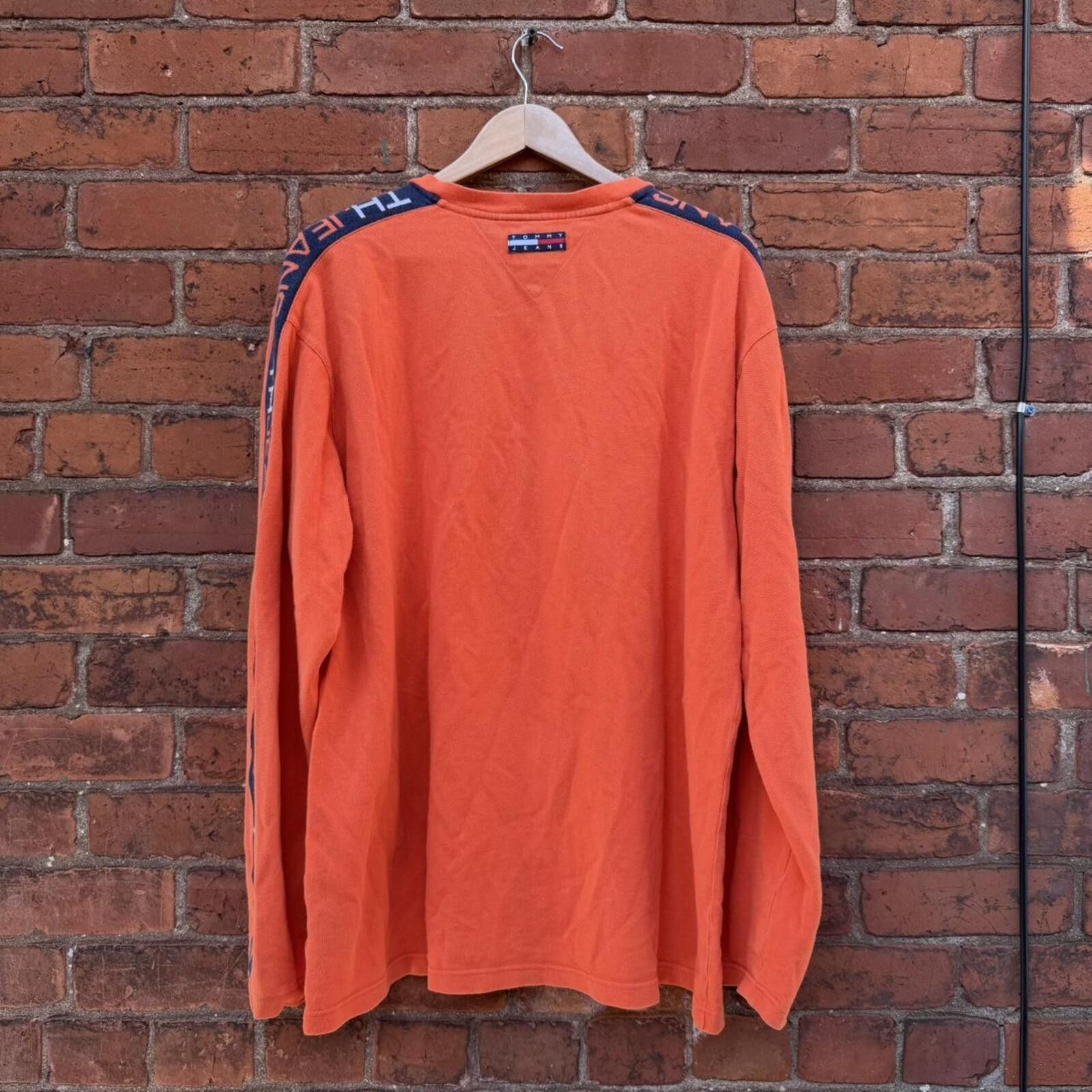 Tommy Hilfiger vintage Tommy Hilfiger Tommy jeans long sleeve t shirt 00s Size US XL / EU 56 / 4 - 5 Thumbnail