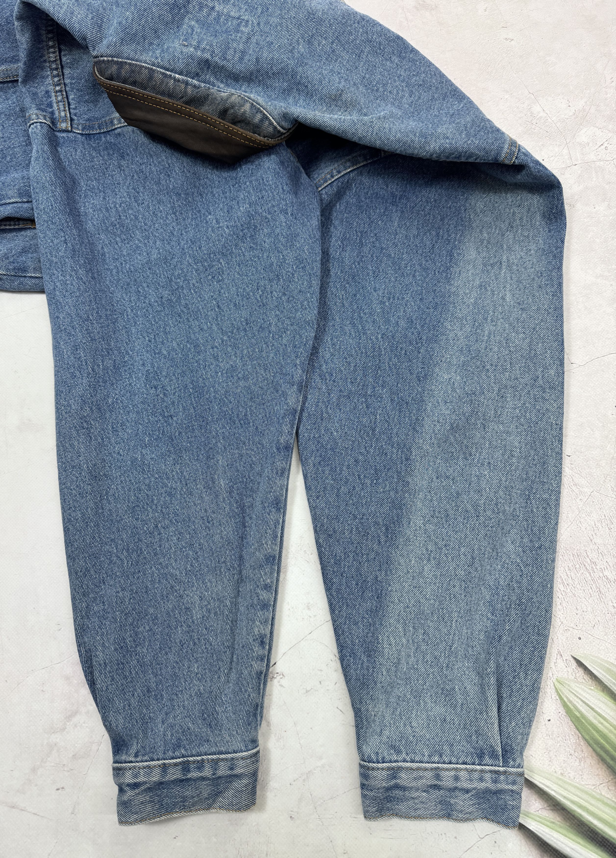 Marlboro × Vintage Vintage Marlboro Denim Jacket & Leather Collar Size US XL / EU 56 / 4 - 12 Thumbnail