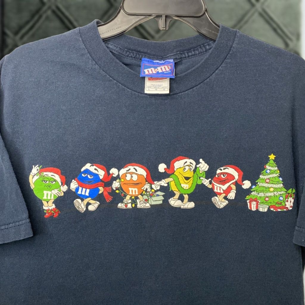 Vintage VTG M&M’s Christmas T-Shirt Navy Blue Regular Size L Men Graphic Print 90s Logo Holiday Cartoon Candy Christmas Theme Vintage Size US L / EU 52-54 / 3 - 1 Thumbnail