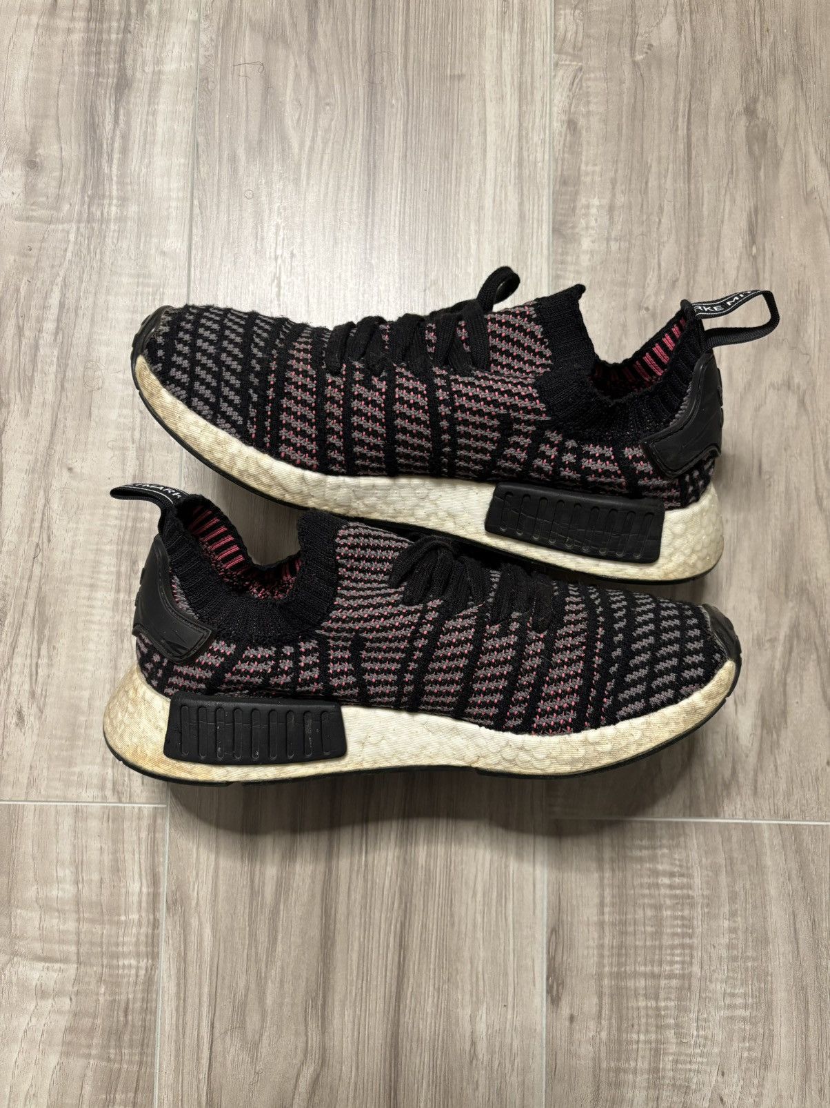 Adidas Adidas NMD running shoe Size US 7.5 / EU 40-41 - 2 Thumbnail