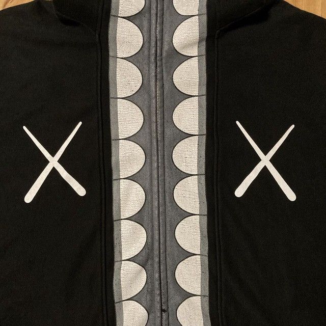 Bape × Kaws BAPE × KAWS CHOMPERS Full Zip Hoodie a bathing ape NIGO Size US XL / EU 56 / 4 - 2 Thumbnail