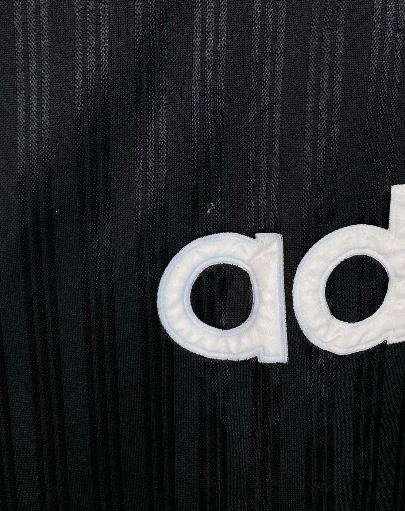 Adidas Vintage Adidas Black T-Shirt Made In England 90’s Big Logo Size US M / EU 48-50 / 2 - 5 Thumbnail