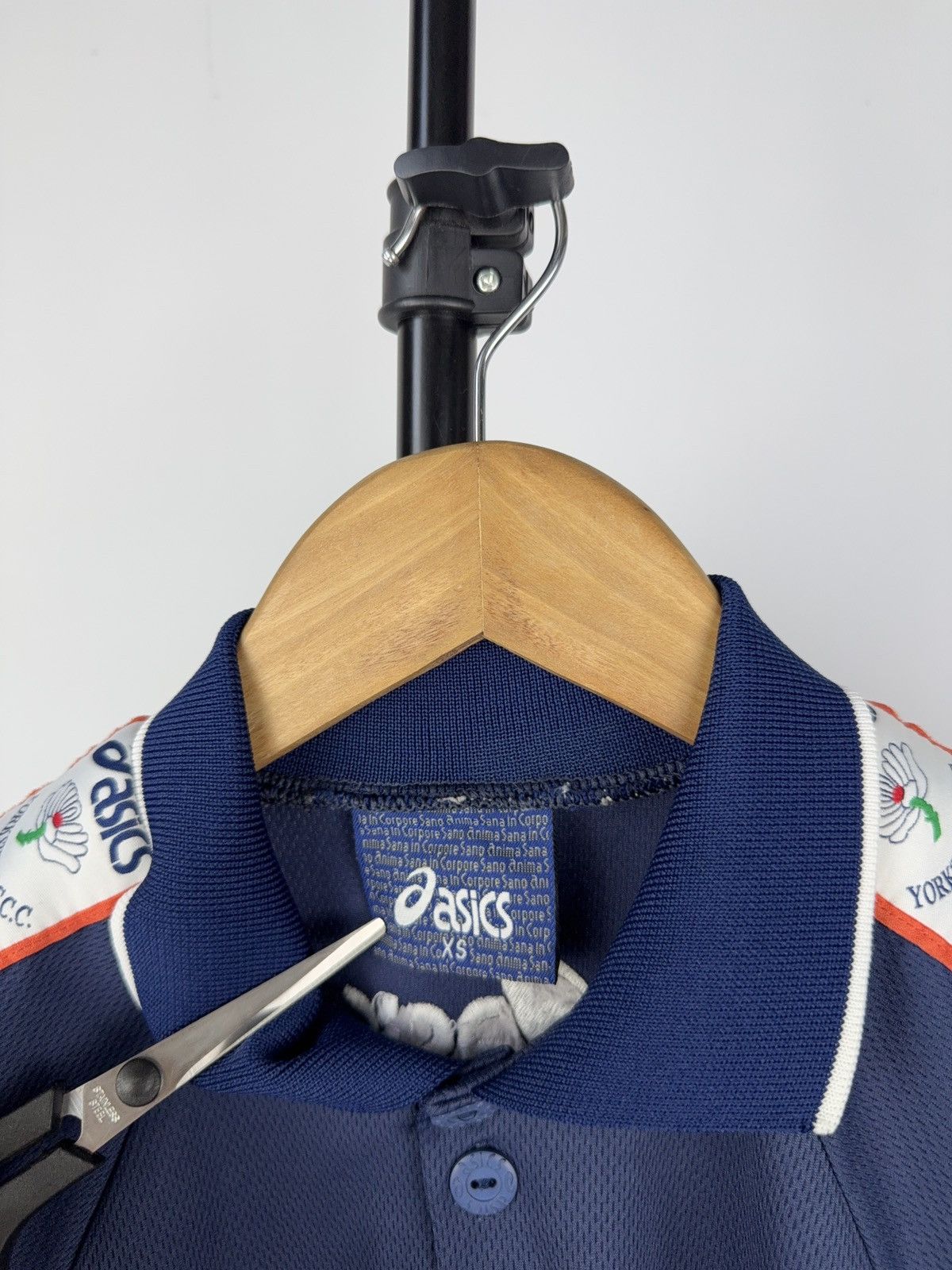 Asics × Vintage Vintage Asics Yorkshire Cricket Polo Shirt Made in UK 2000s Size US XS / EU 42 / 0 - 6 Thumbnail