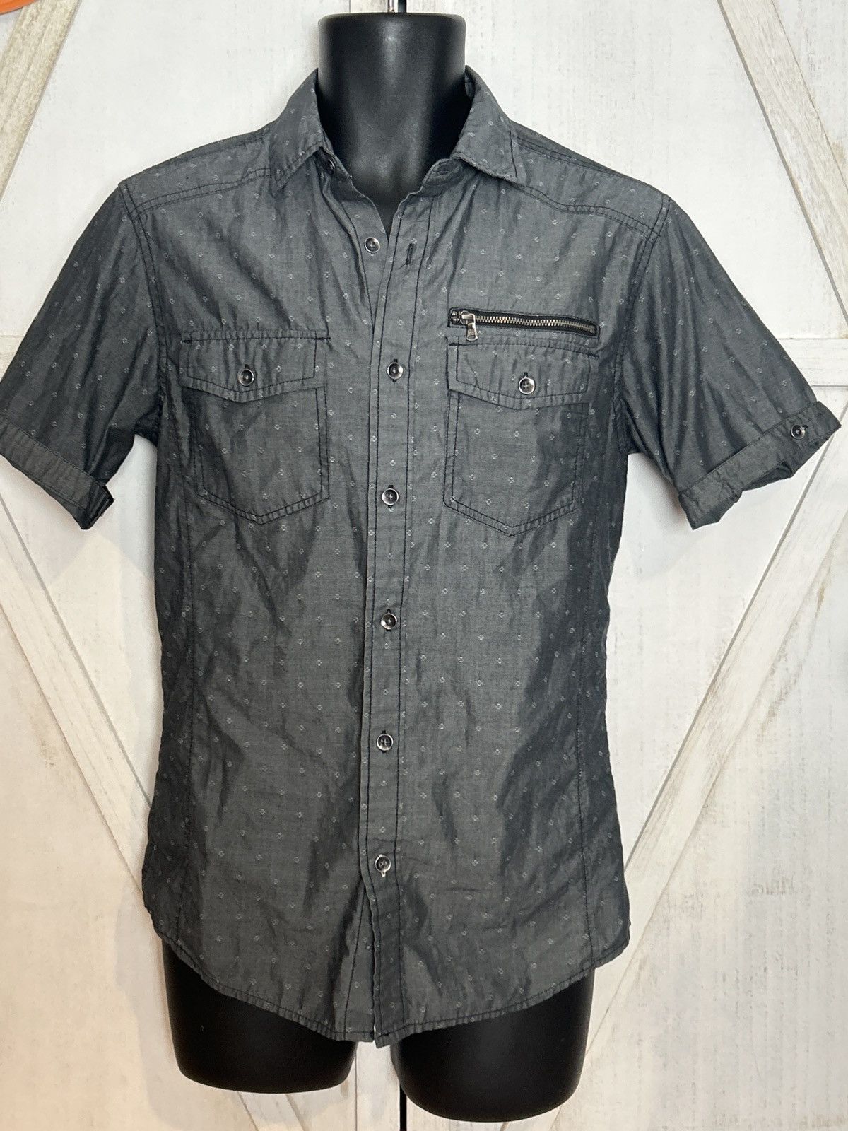 Rock & Republic Rock & Republic Men’s Short Sleeve Button Up Shirt Gray 0011 Size US S / EU 44-46 / 1 - 1 Thumbnail