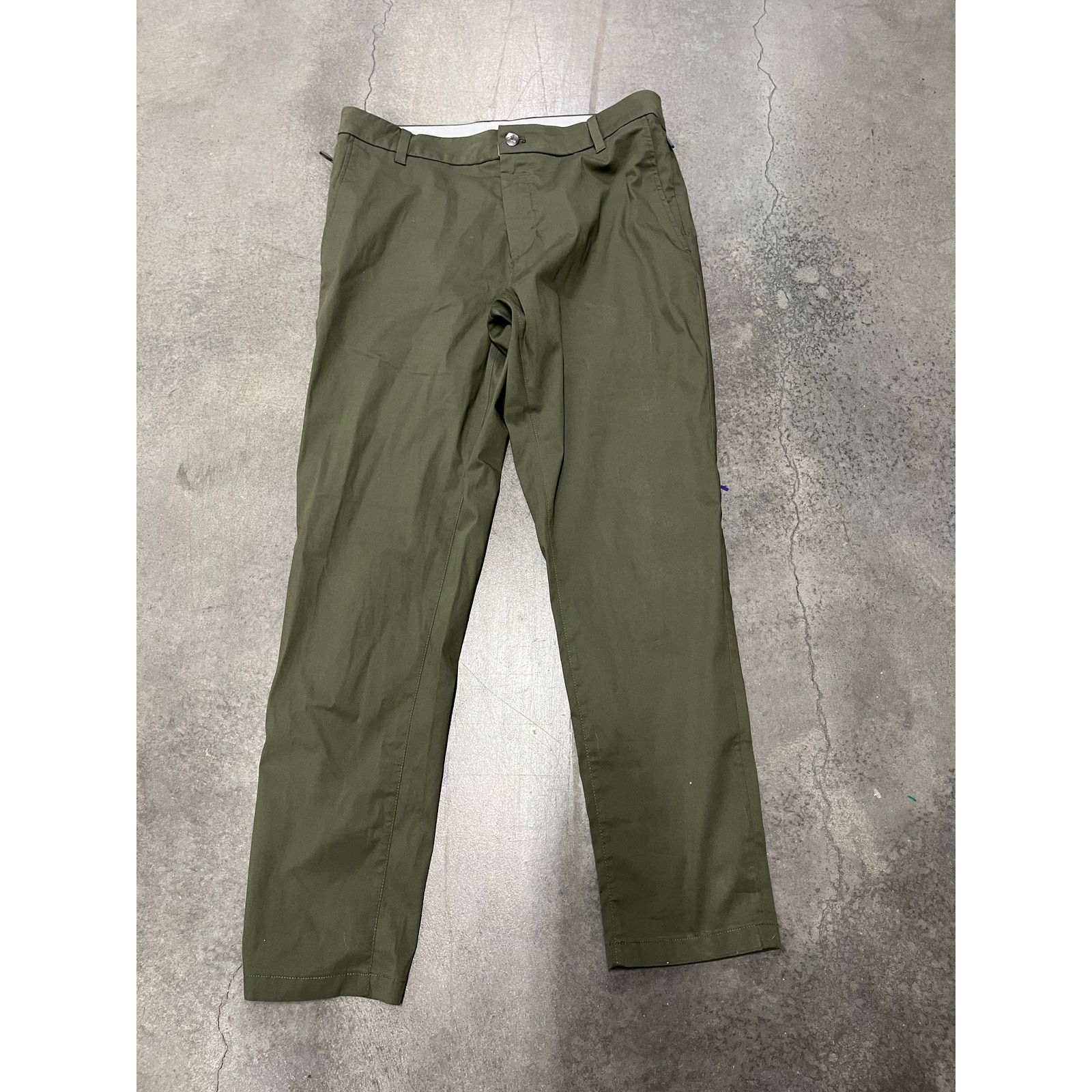 Birddogs Birddogs Men's Size 34x30 Green Cotton Slim Leg Khaki Pants Size US 34 / EU 50 - 1 Thumbnail