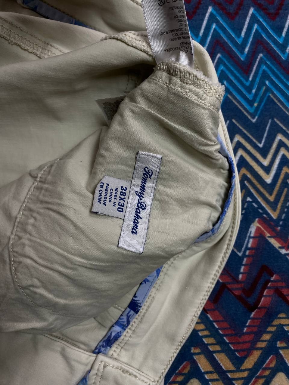 Tommy Bahama × Vintage Tommy Bahama Straight Leg Chinos Chino Pants Beige Size US 38 / EU 54 - 2 Thumbnail