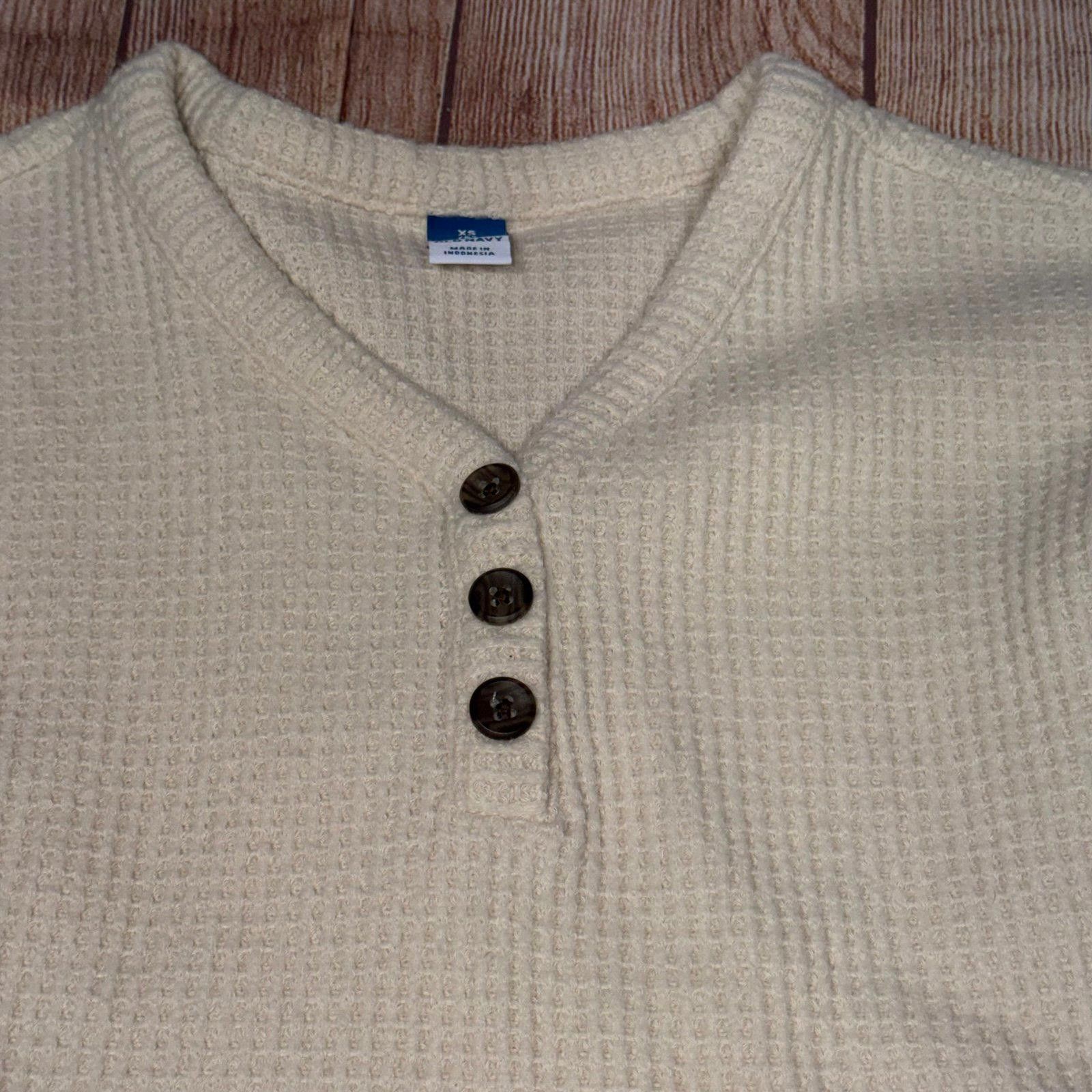 Old Navy Old Navy Cream Waffle Knit Henley Sweater XS (5) Size ONE SIZE - 2 Thumbnail