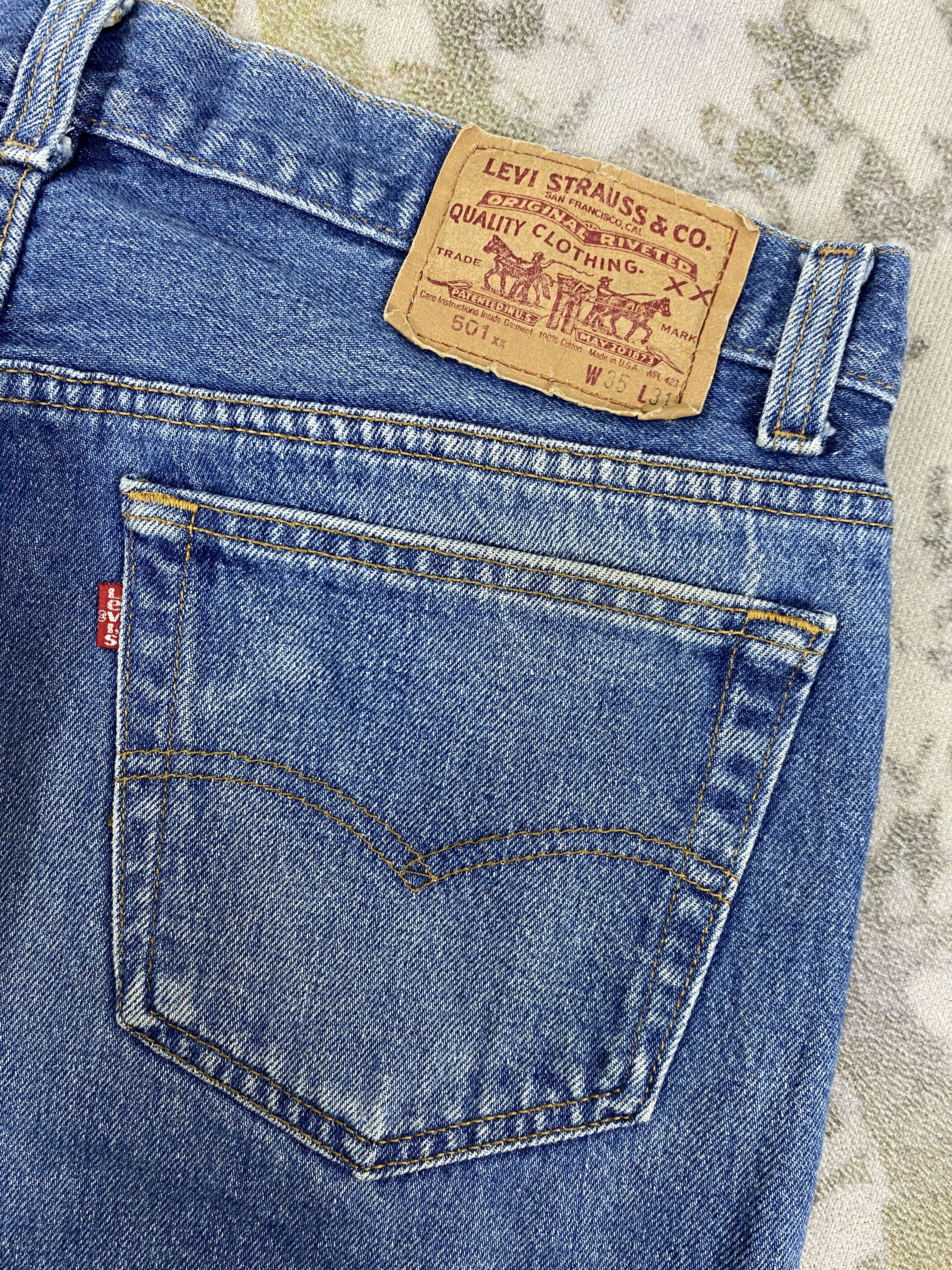 Levi's Distressed Vintage Levi's 501 Short Denim Jeans 33x12-JN3530 Size US 33 - 10 Thumbnail