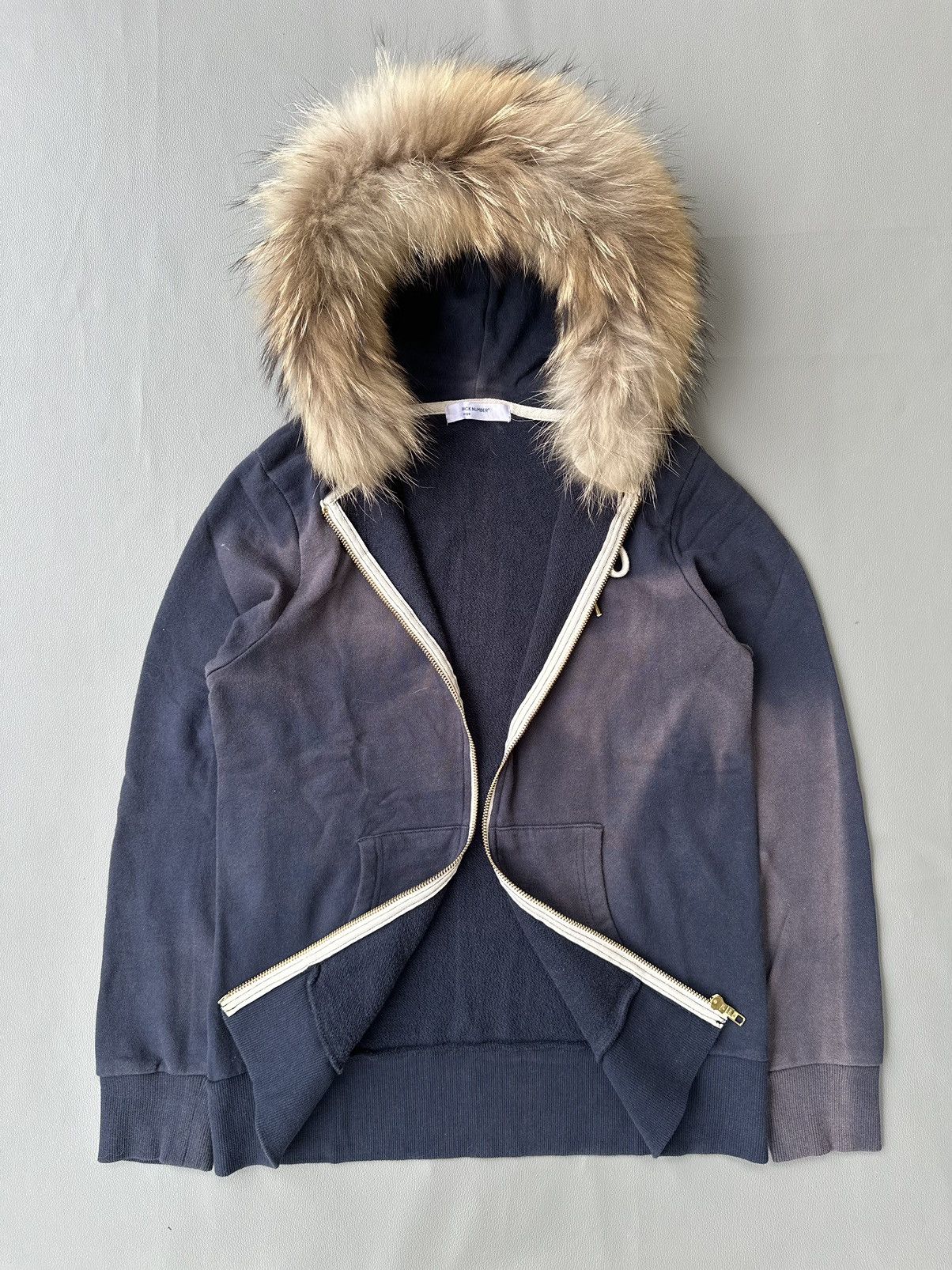 20471120 CRAZY SUNFADED BACK NUMBER FUR ZIP HOODIE Size US S / EU 44-46 / 1 - 5 Thumbnail