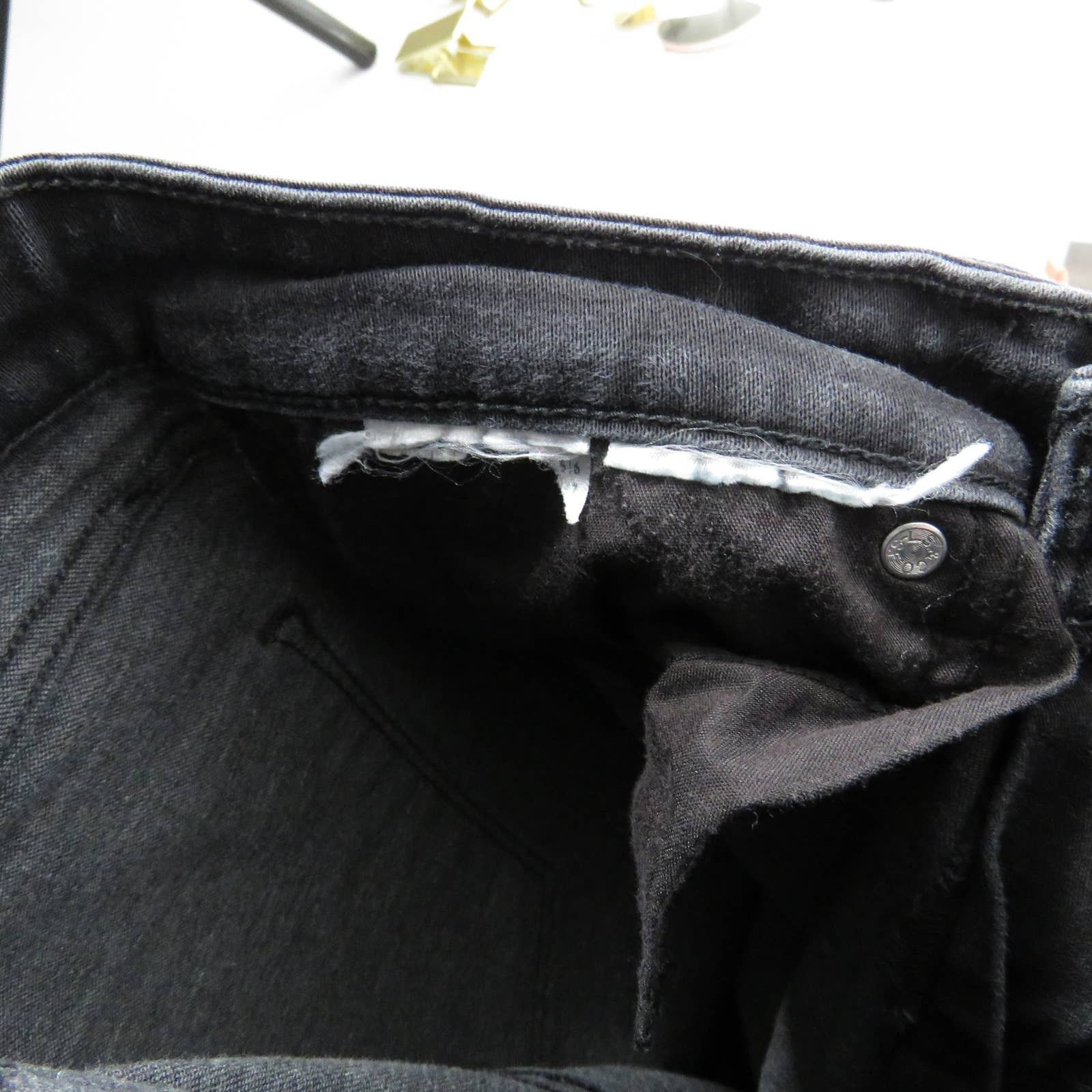 Levi's Revolve Levi's Mid Rise Skinny Jeans in Black Size 6 Size 28" / US 6 / IT 42 - 11 Thumbnail
