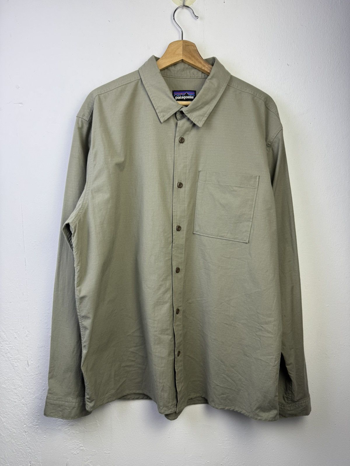 Patagonia Patagonia Men's Nomader Shirt is a buttondown ripstop shirt Size US XL / EU 56 / 4 - 1 Thumbnail