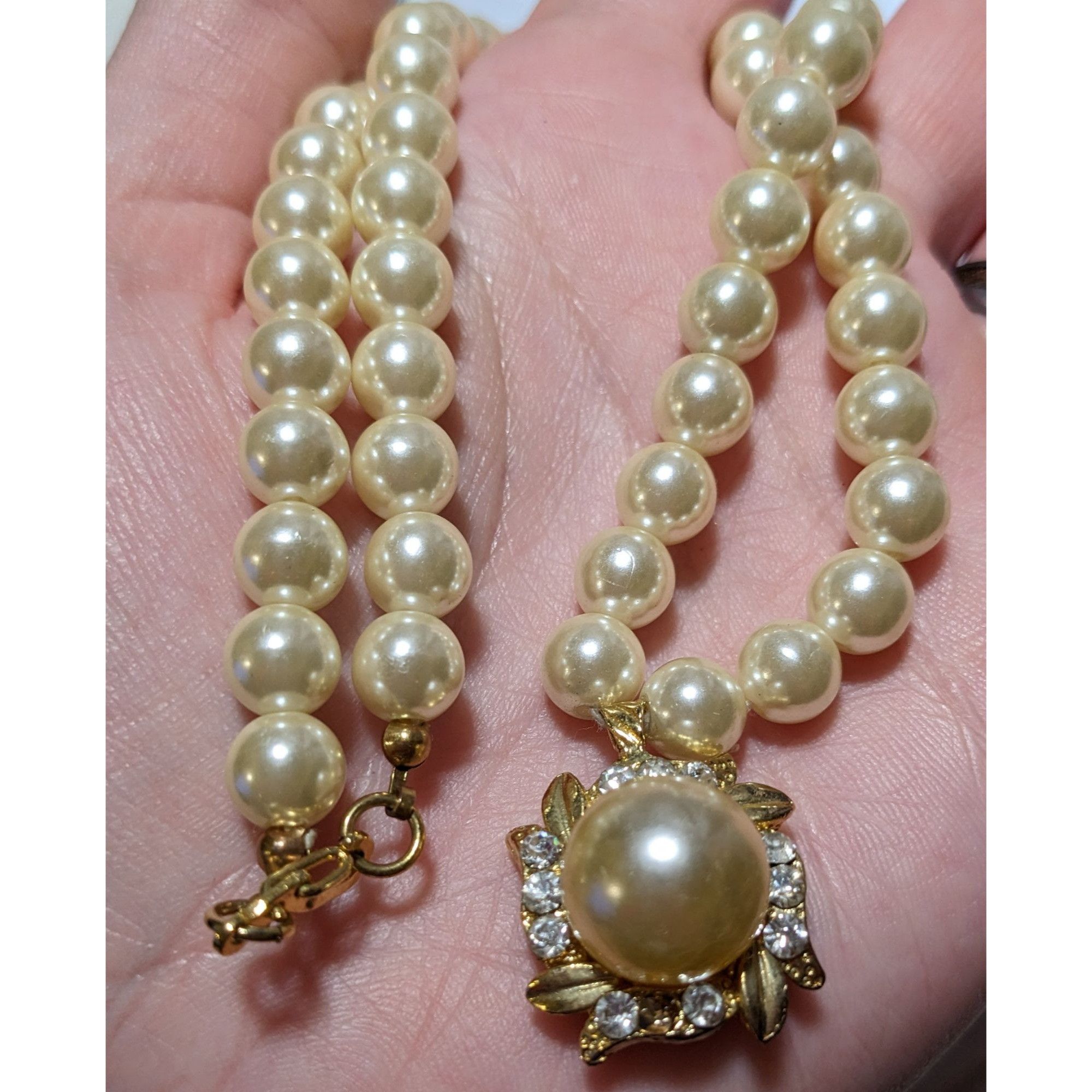 Other Vintage Floral Gold Pearl Rhinestone Pendant Necklace Size ONE SIZE - 10 Thumbnail