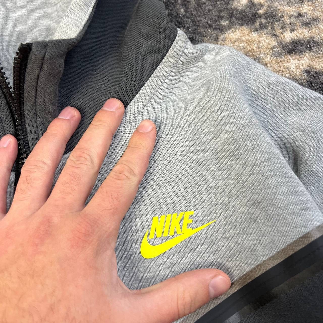 Nike Nike Tech Fleece Mini Logo Zip Up Drill Hoodie Size US M / EU 48-50 / 2 - 4 Thumbnail