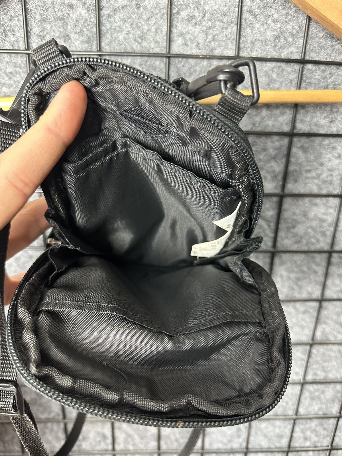 Eastpak Eastpak Streetwear Multipocket Phone Crossbody Bag Size OS Size ONE SIZE - 7 Thumbnail