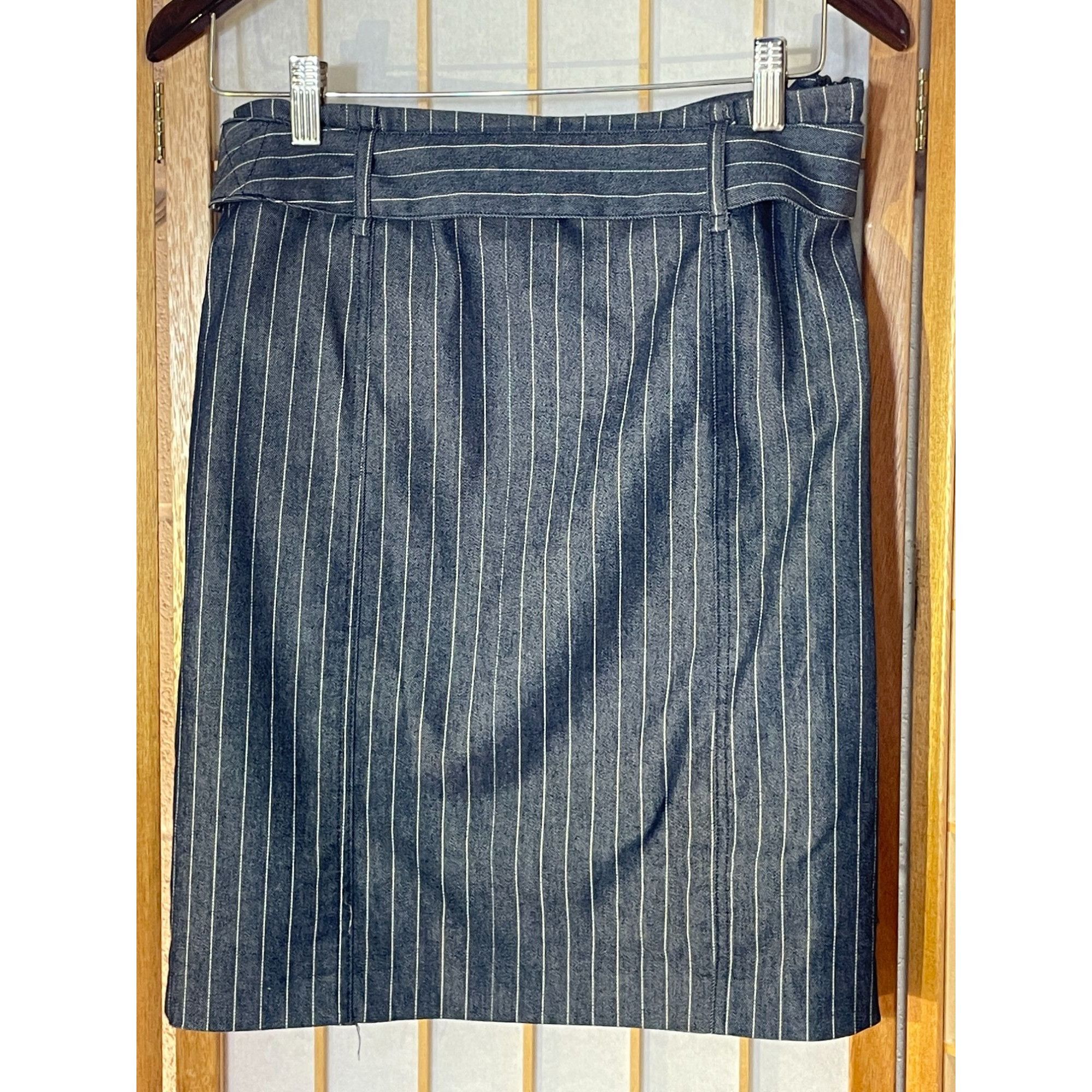 Victoria's Secret Body by Victoria Pinstripe Skirt Size 28" / US 6 / IT 42 - 5 Thumbnail