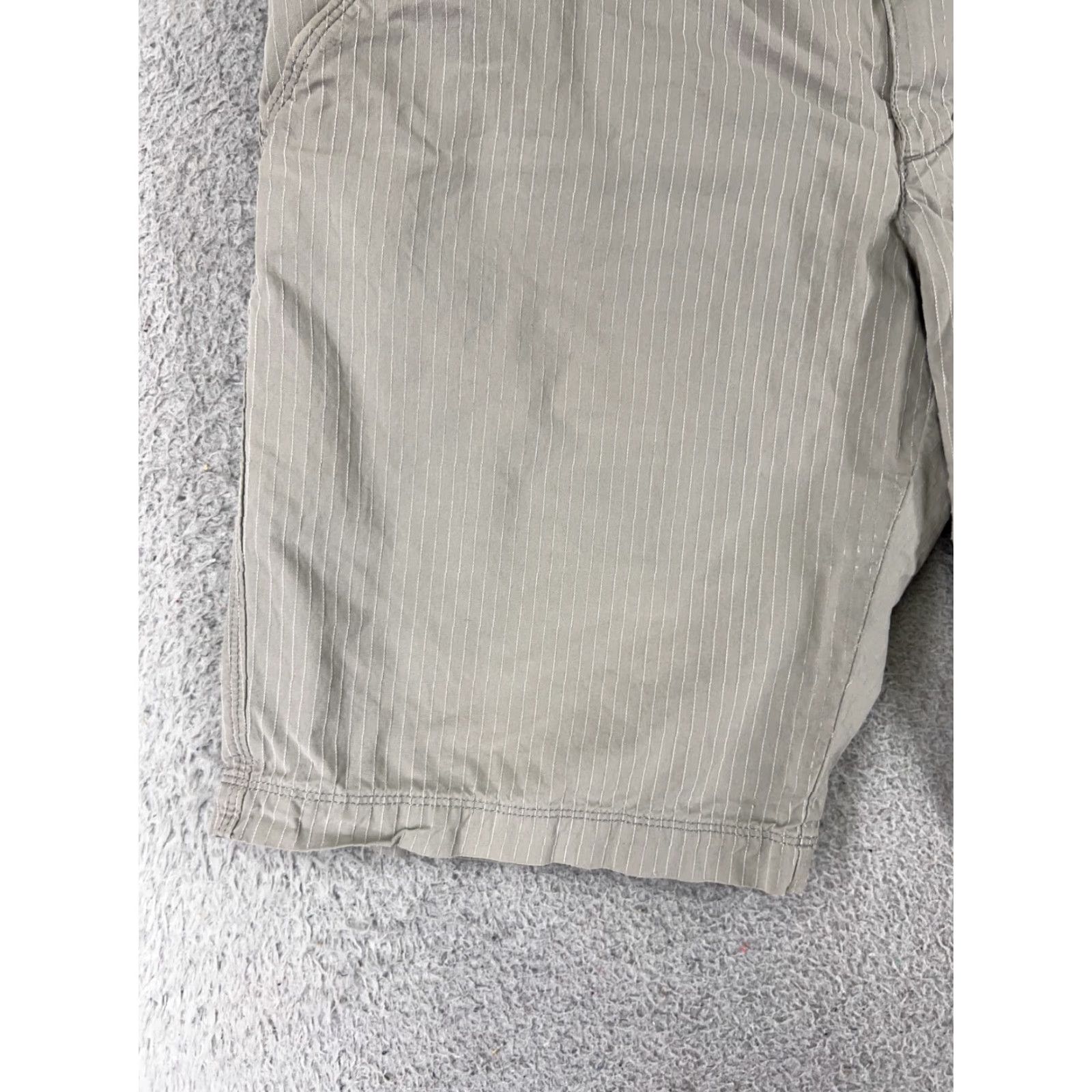 The North Face The North Face Shorts Womens 10 Gray Stripe 100% Cotton Golf Hiking Size 32" / US 10 / IT 46 - 3 Thumbnail