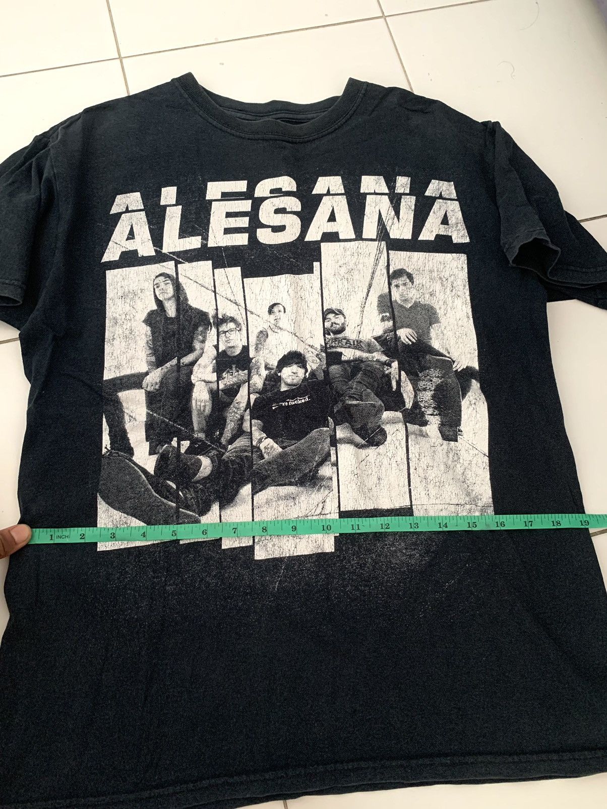 Gildan Alesana Emo band 2000's rare emo band tee Size US M / EU 48-50 / 2 - 5 Thumbnail