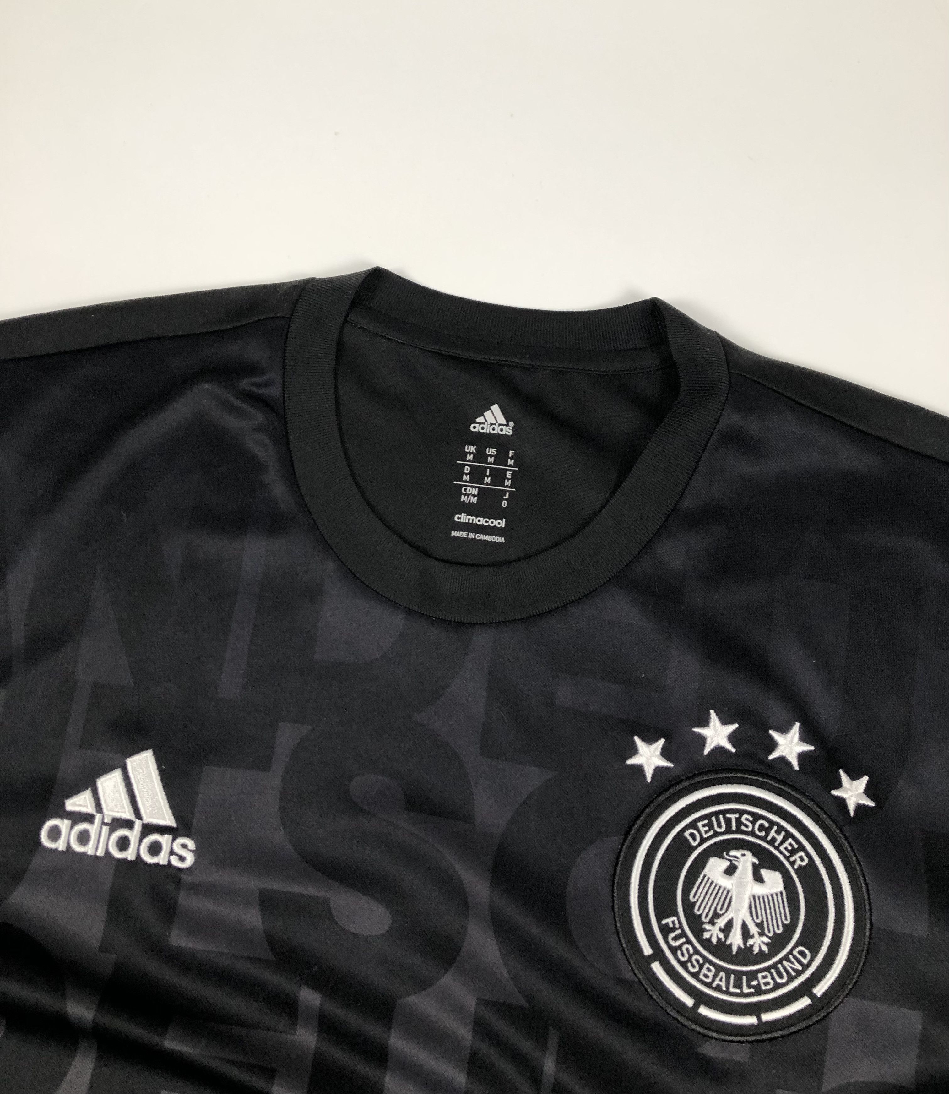 Adidas Adidas Germany 2015-2016 Pre-Match Soccer Jersey Size US M / EU 48-50 / 2 - 3 Thumbnail