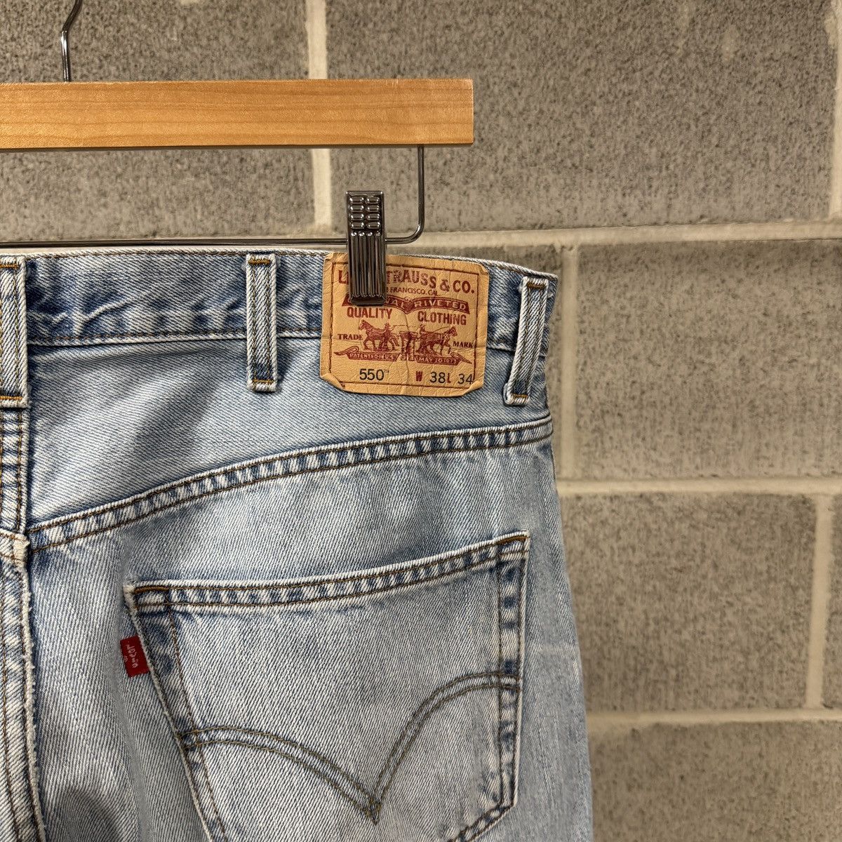 Vintage Levi's 550 Baggy Thrashed Faded Jeans ERD Grunge Chrome Size US 38 / EU 54 - 8 Thumbnail