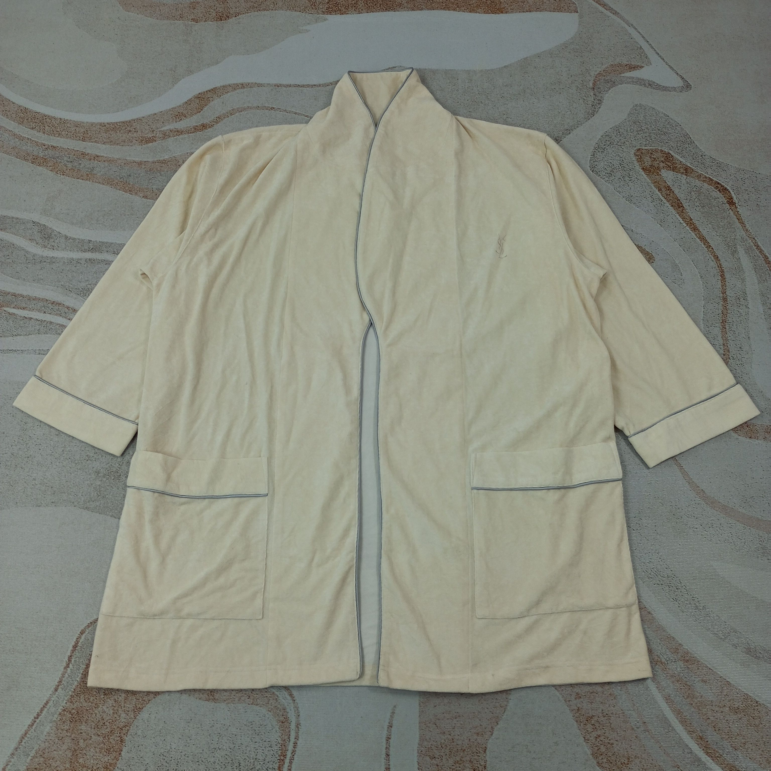 Yves Saint Laurent Yves Saint Laurent Shower Jacket Style c229n23 Size US L / EU 52-54 / 3 - 1 Thumbnail