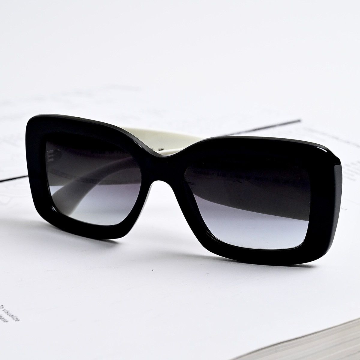 Chanel CHANEL 0CH5483 SUNGLASSES Size ONE SIZE - 10 Thumbnail