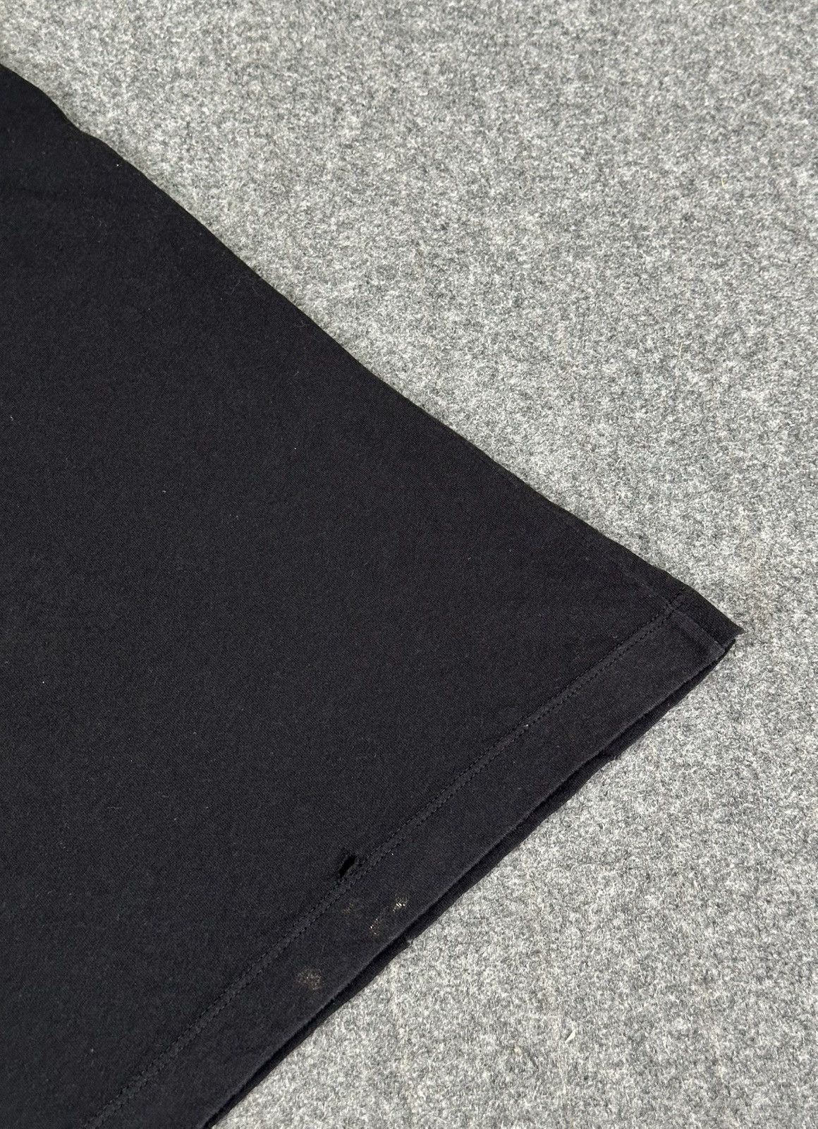Gucci Gucci - Classic Logo Distressed - Short Sleeve Shirt - Black Size US XL / EU 56 / 4 - 14 Thumbnail