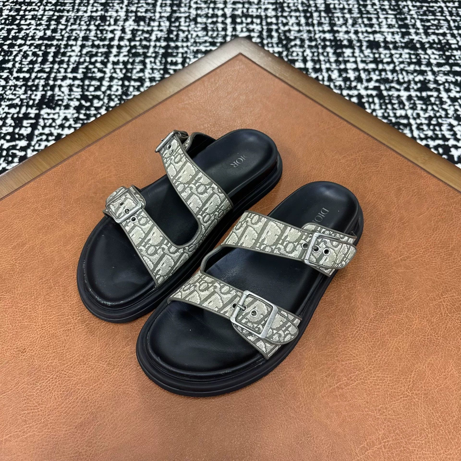 Dior Dior Sandals 10 Men Size US 10 / EU 43 - 1 Thumbnail