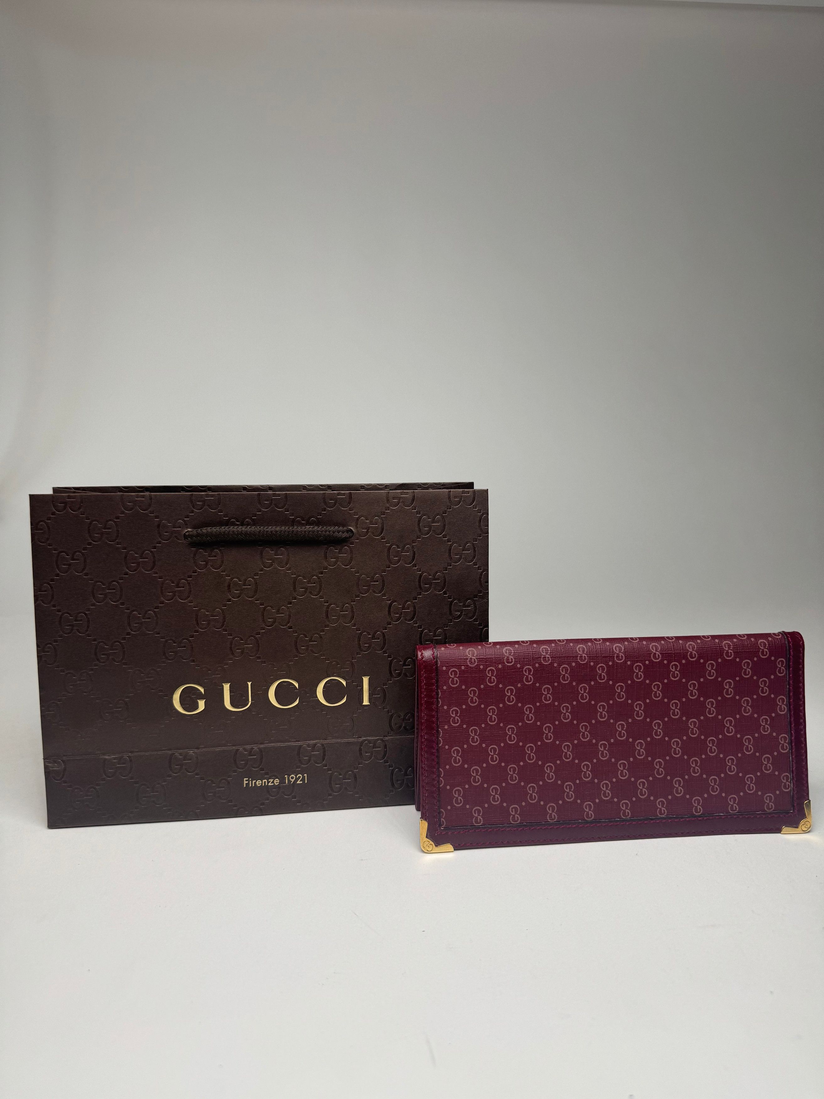 Gucci Vintage leather ID holder purple Size ONE SIZE - 1 Thumbnail
