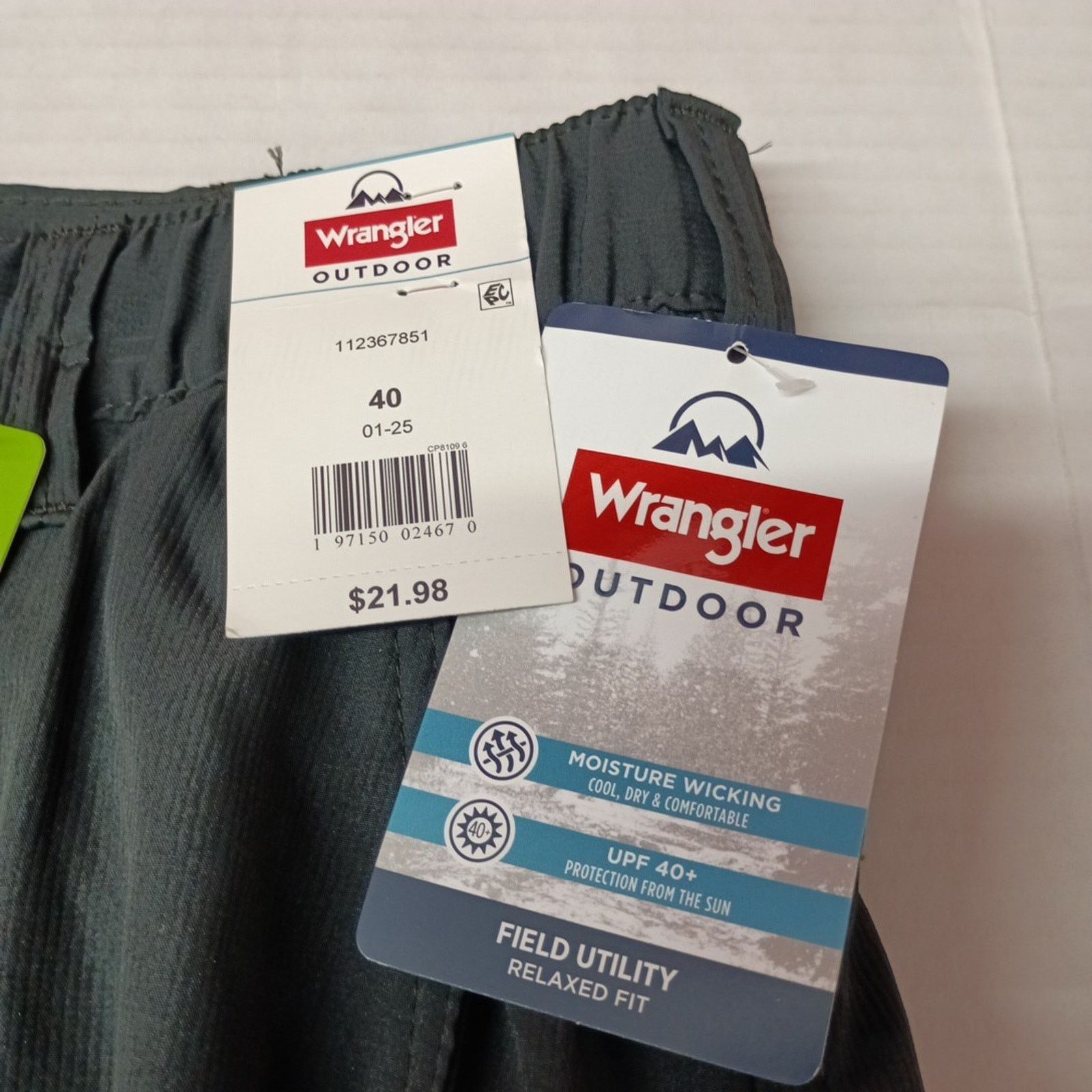 Wrangler Wrangler Mens Field Utility Shorts Size 40 Black Relaxed Fit Size US 40 / EU 56 - 2 Thumbnail