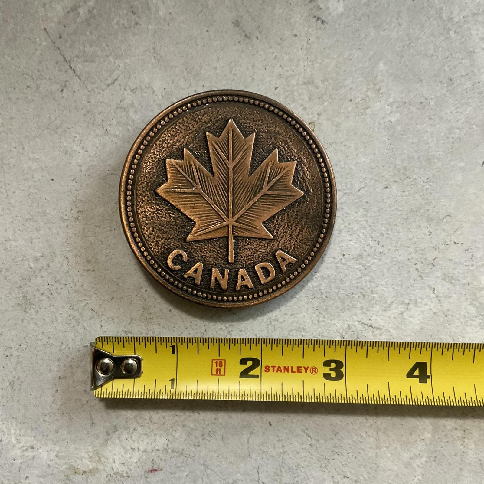 Vintage vintage 70's canada maple leaf coin bronze belt buckle Size ONE SIZE - 3 Thumbnail