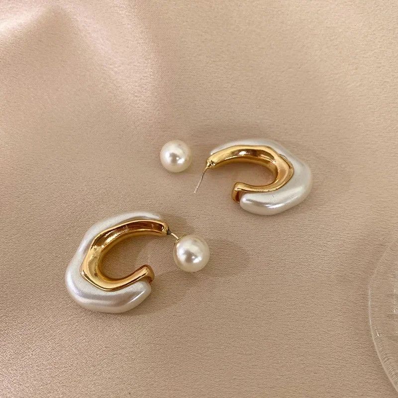 Other Gold Color Pearl Irregular Earring Size ONE SIZE - 6 Thumbnail