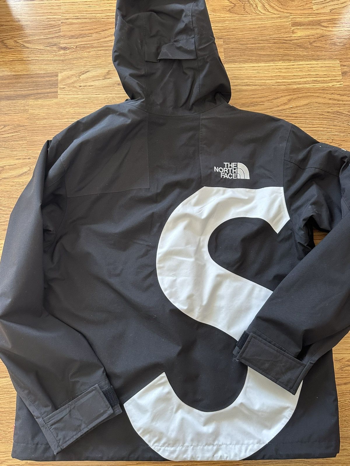 Supreme × The North Face Supreme The North Face “S” Logo Jacket Size US M / EU 48-50 / 2 - 9 Thumbnail