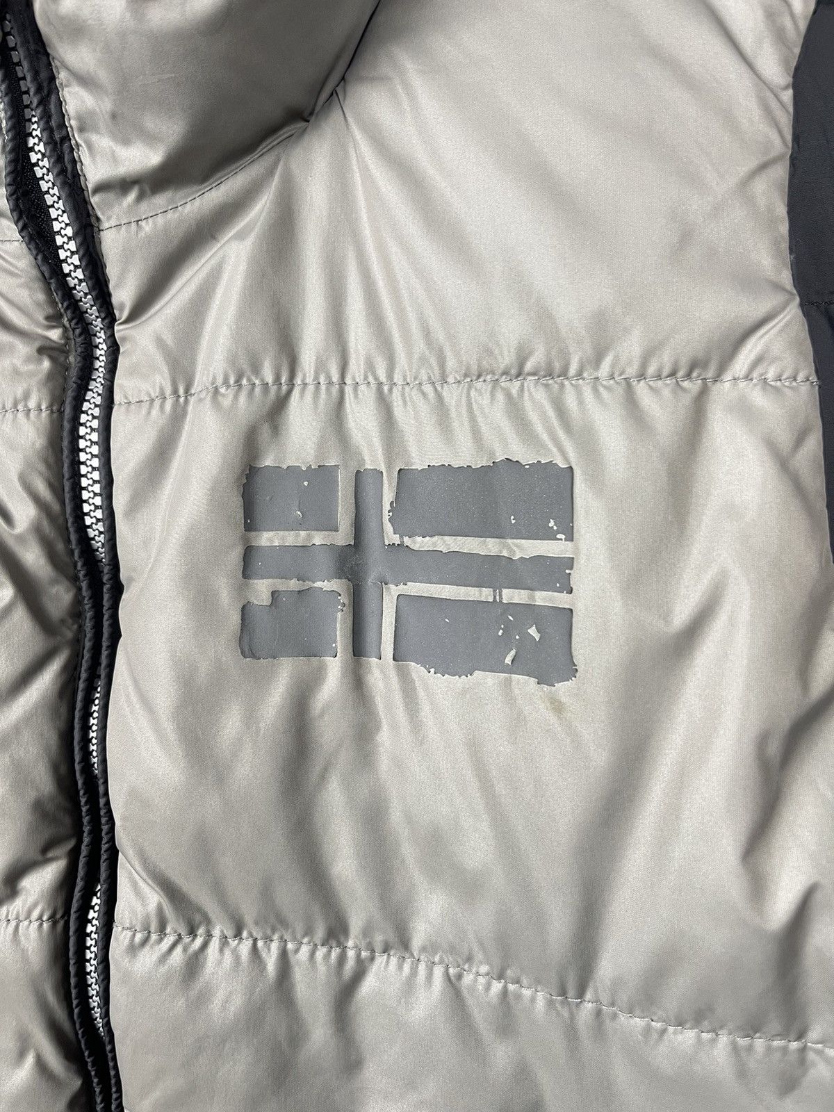 Napapijri Napapijri Big Logo Double Sided Down Vest Men’s Size L Size US L / EU 52-54 / 3 - 18 Thumbnail