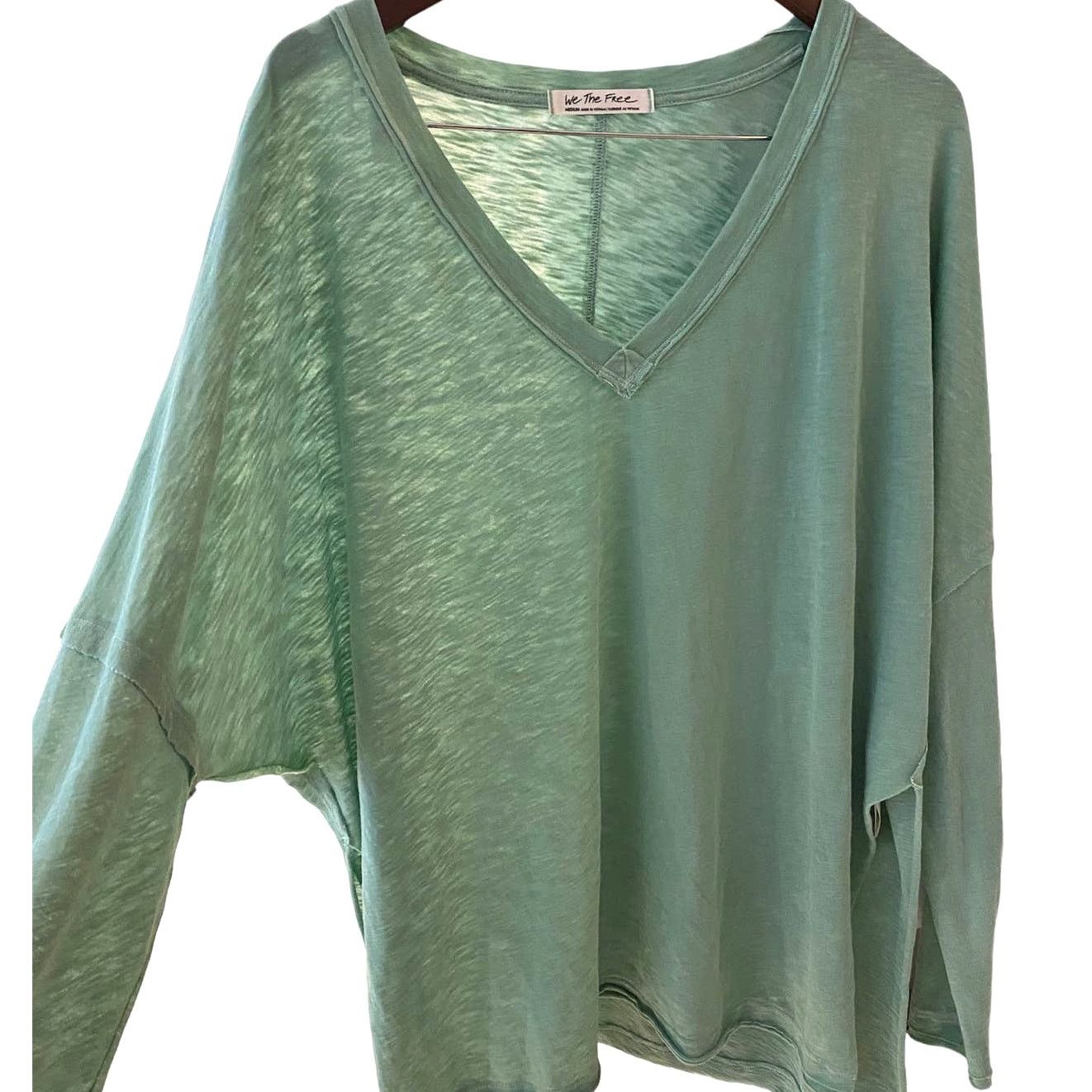 Other Free People Sage Green Henley VNeck Sweater Oversized Size M Size M / US 6-8 / IT 42-44 - 2 Thumbnail