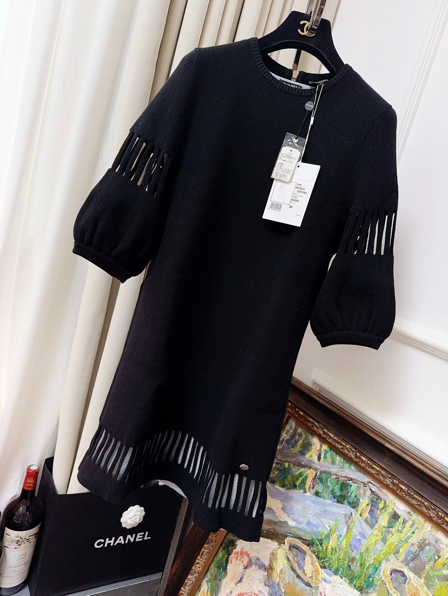 Chanel black lantern sleeve lace dress Size US M / EU 48-50 / 2 - 1 Thumbnail