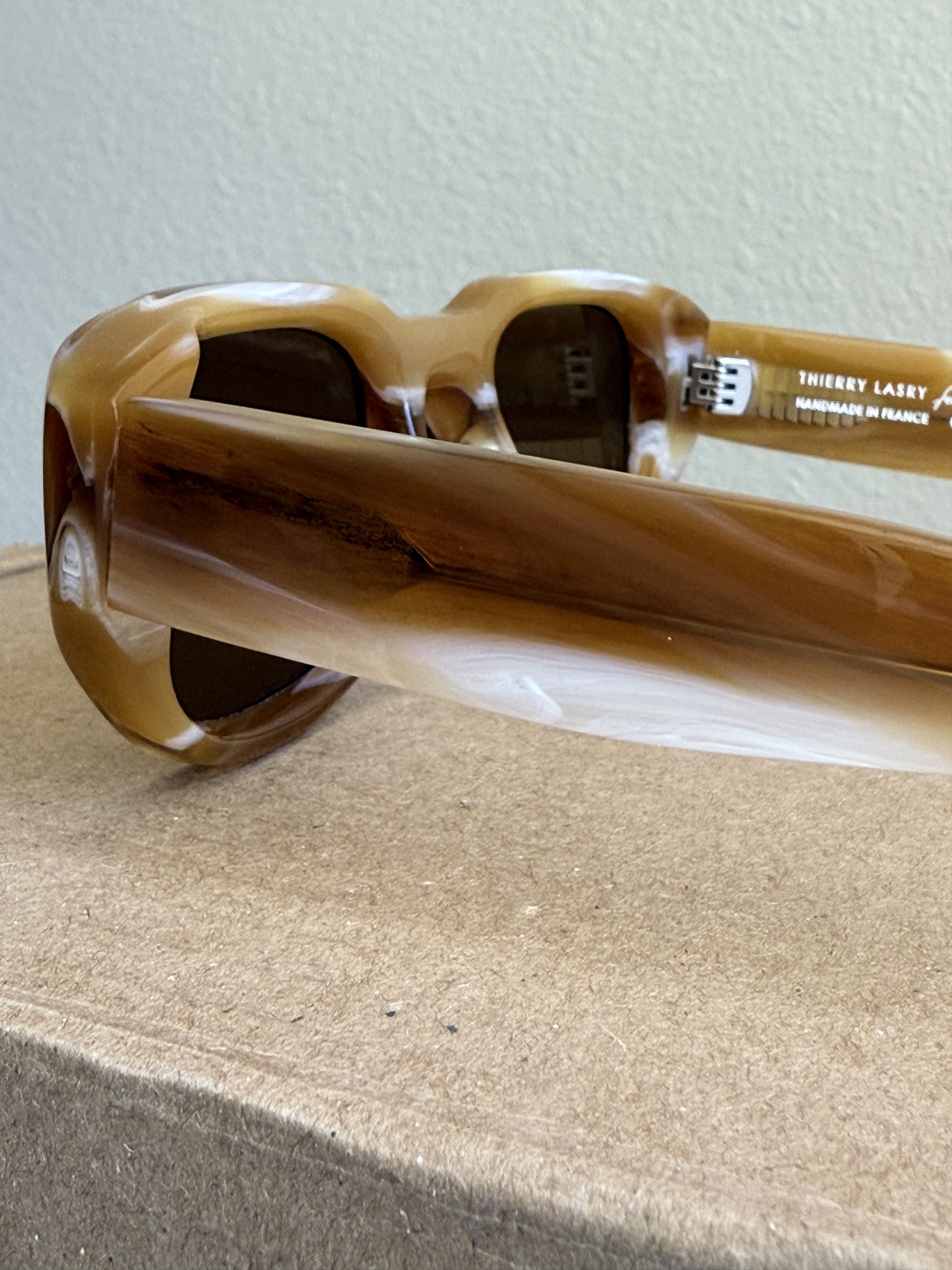 Thierry Lasry Thierry Lasry Victimy Sunglasses Hand Made in France Size ONE SIZE - 14 Thumbnail