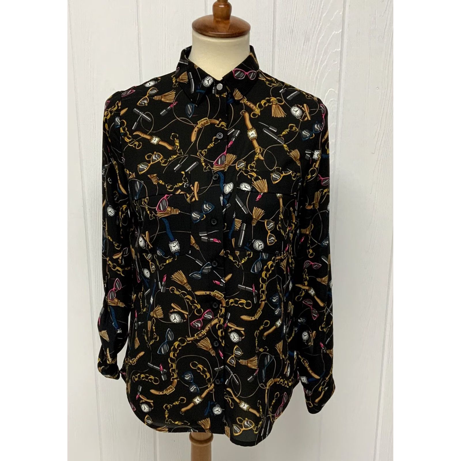 apt 9 dress shirt Men's Apt. Size XL XL (46-48) barrel cuffs are the finishing details for a versatile mainstay you will reach for again and again. Apt 9 Womens Shirt Black