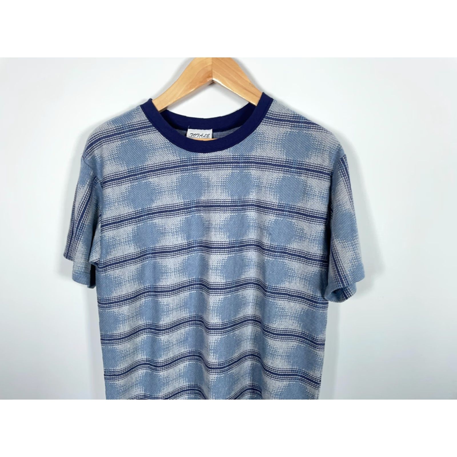 Vintage Vintage 90s Striped T-Shirt Large Blue Geometric Pattern USA Made Striped Size US L / EU 52-54 / 3 - 4 Thumbnail