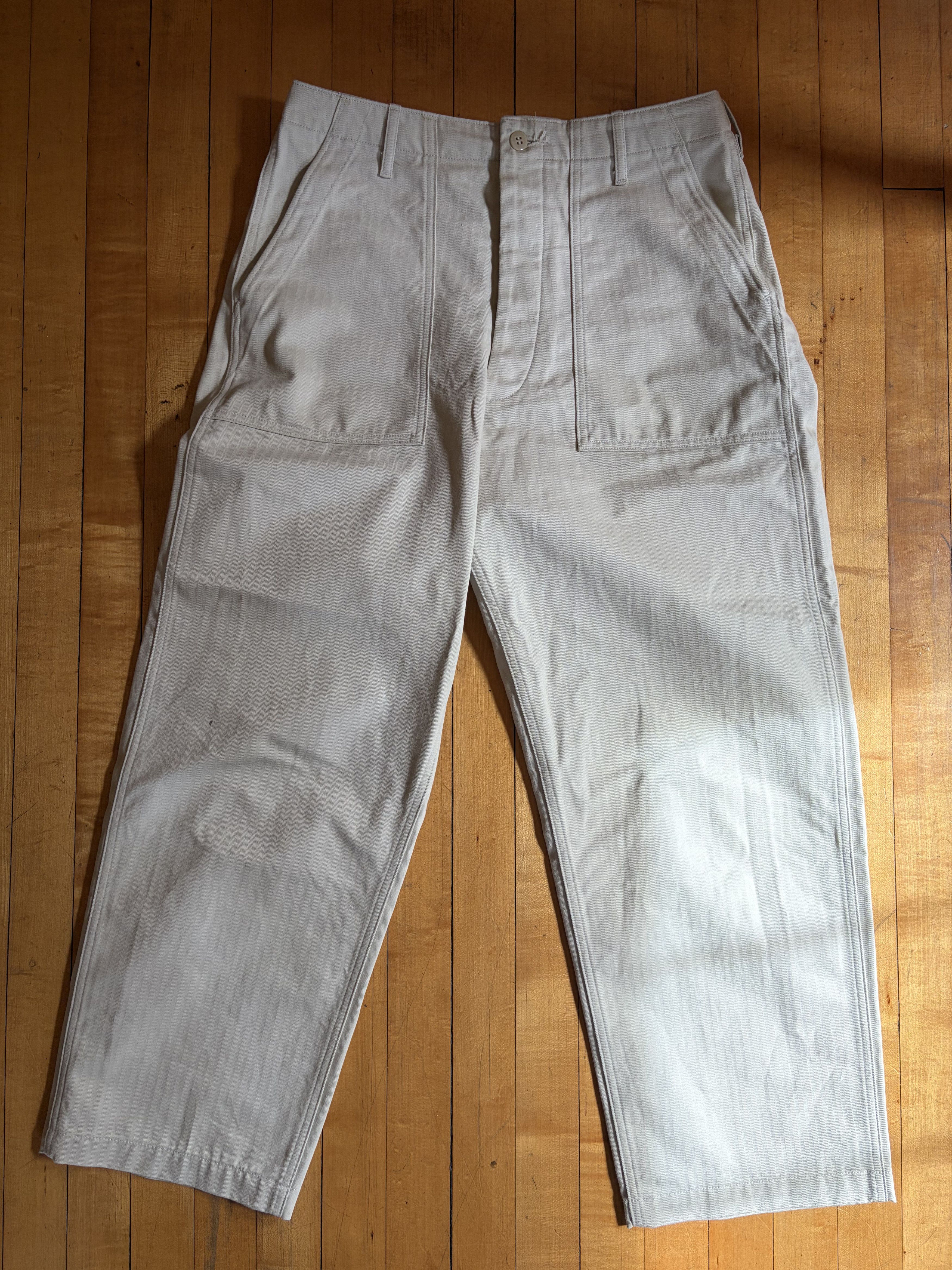 Japanese Brand Interim ORGANIC COTTON HBT TWILL BAKER PANTS - IVORY Size US 31 - 2 Thumbnail