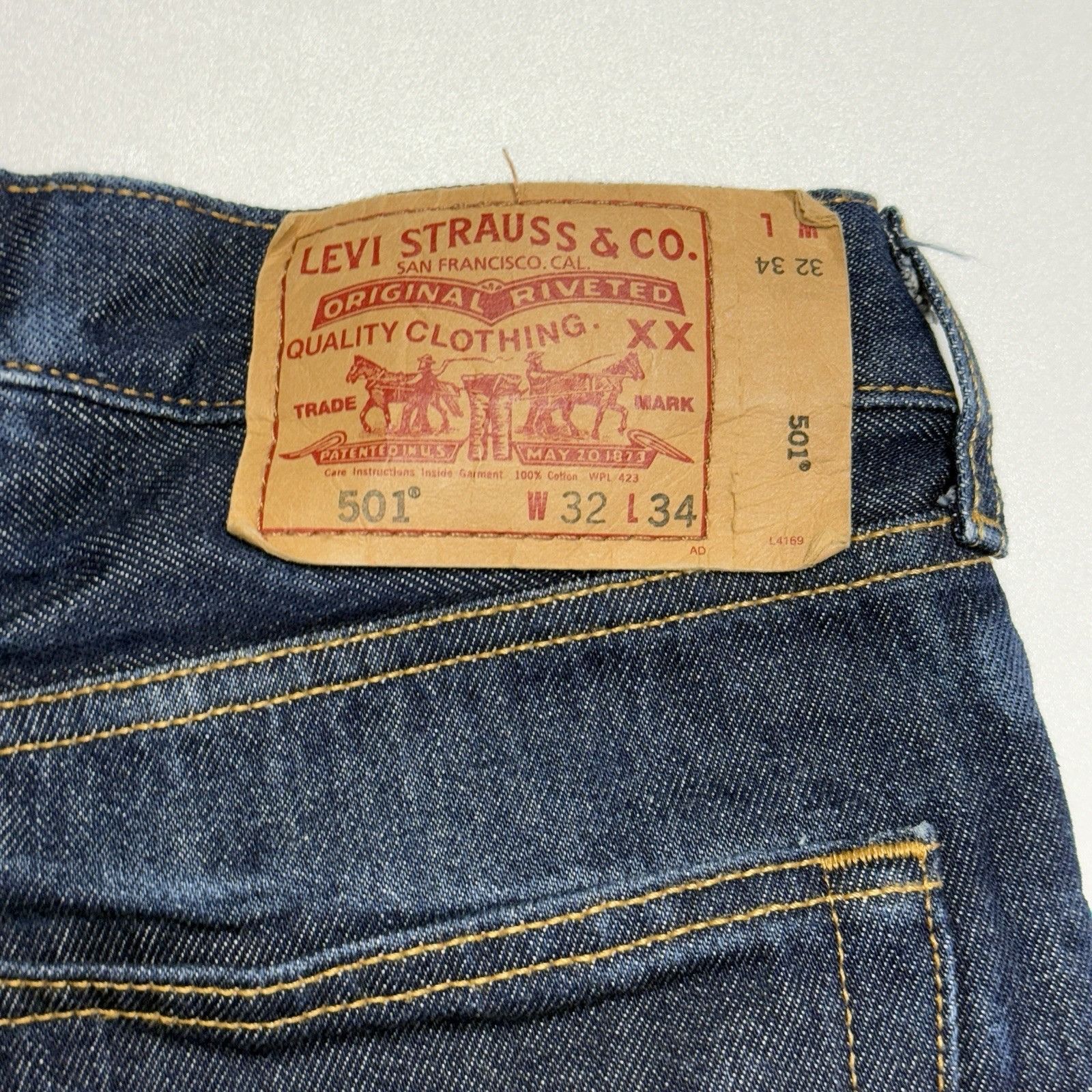 Levi's Levis 501 Jeans Mens 32x34 Dark Wash Denim Straight Leg Size US 32 / EU 48 - 4 Thumbnail