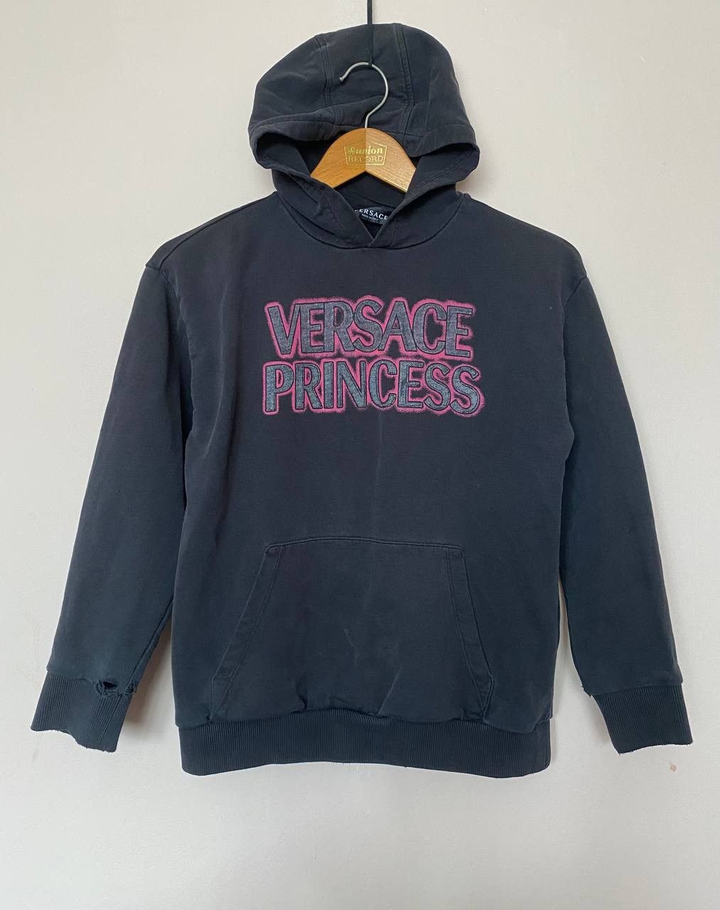 Versace Gianni Versace Hoodie Big Logo Size 10 years (140 cm) Black Size XXS / US 00 / IT 34 - 1 Thumbnail